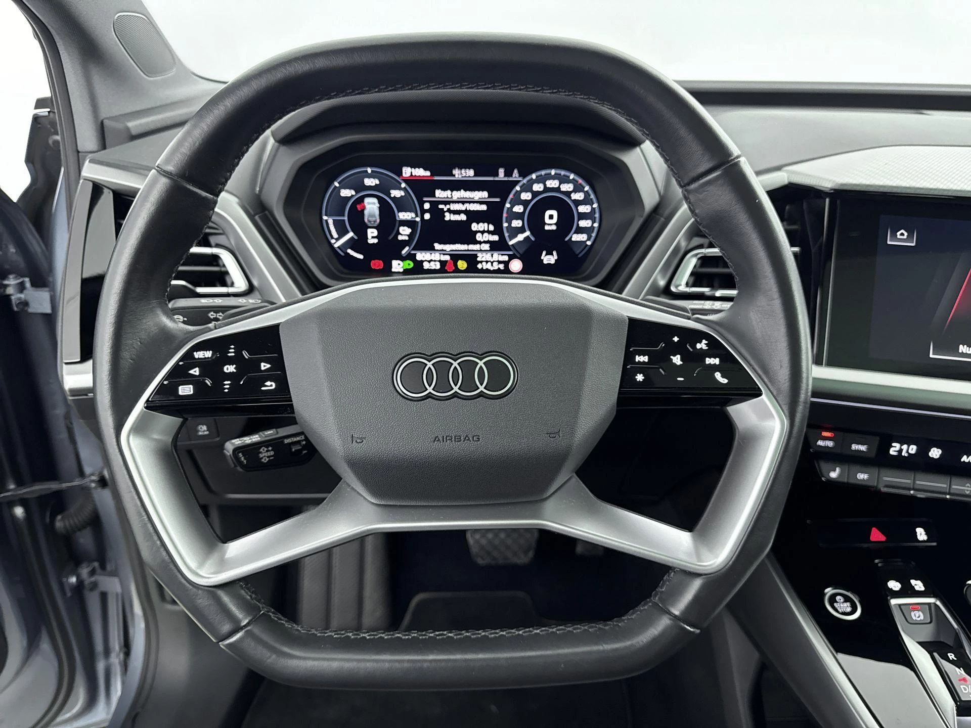 Audi-Q4 e-tron-image-16