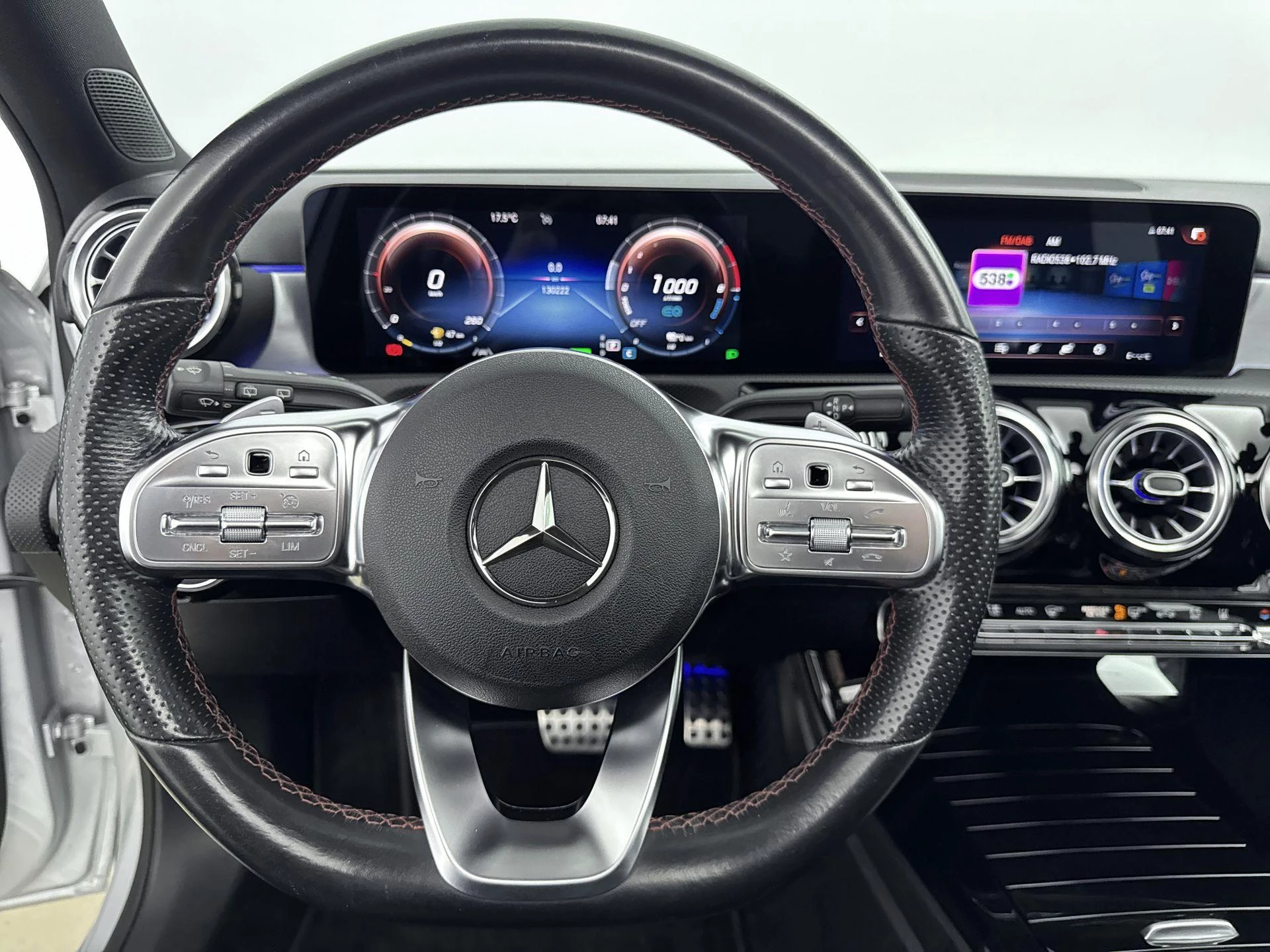 Mercedes-Benz-A-Klasse-image-24