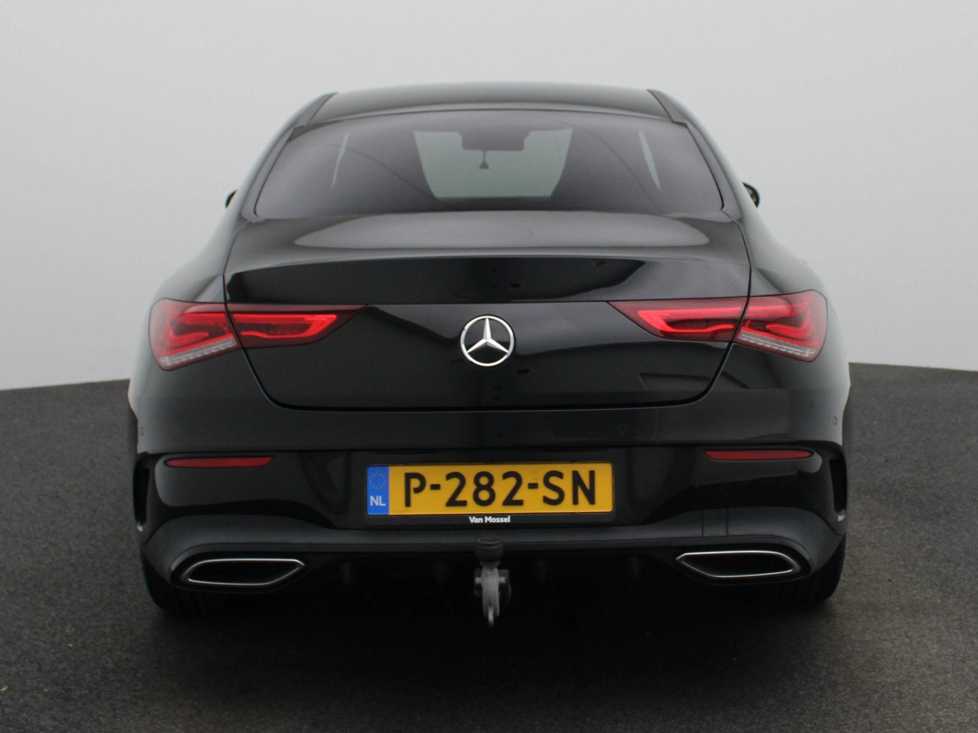 Mercedes-Benz CLA 180 Business Solution AMG