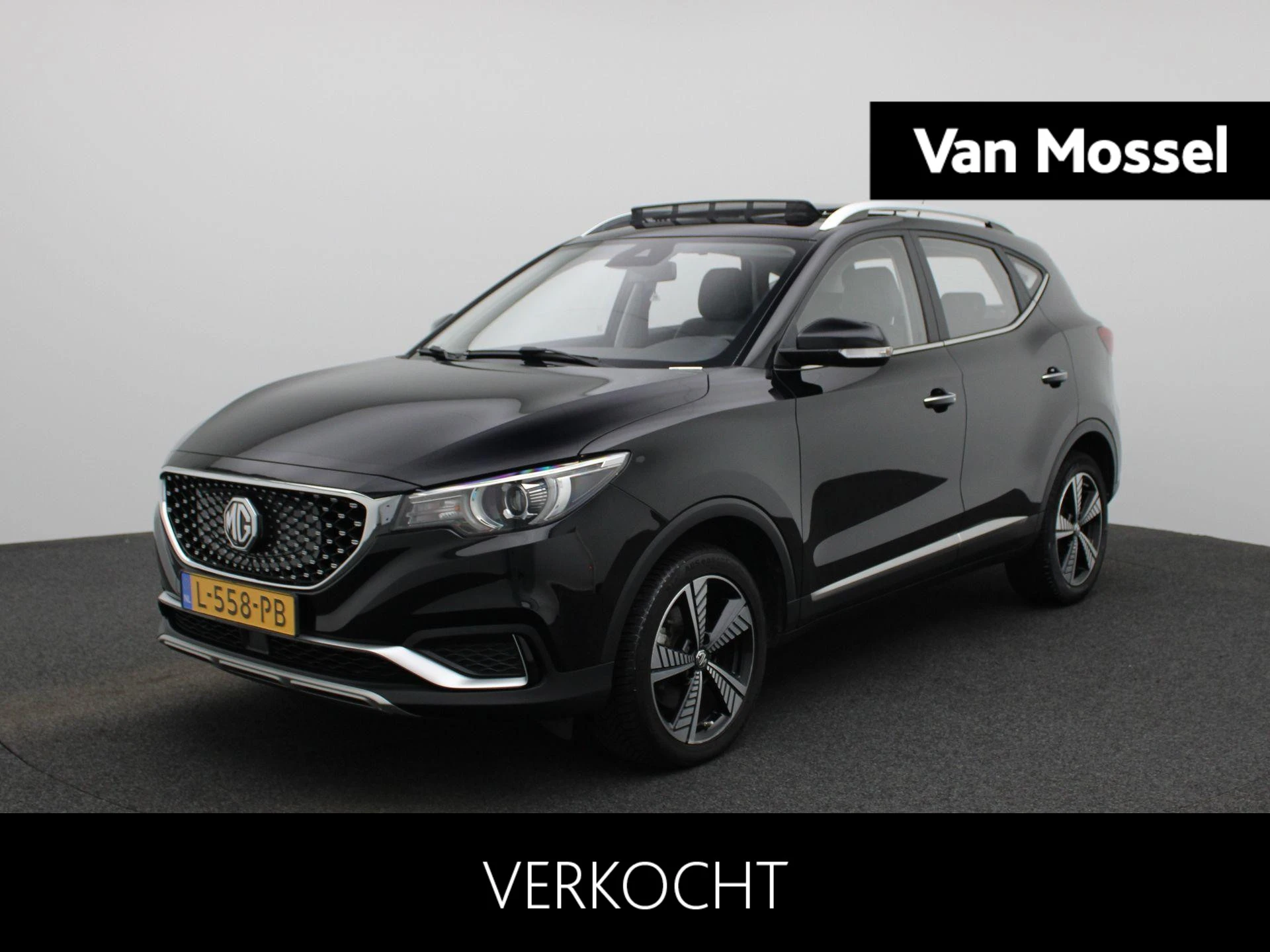 MG-ZS EV-image-0