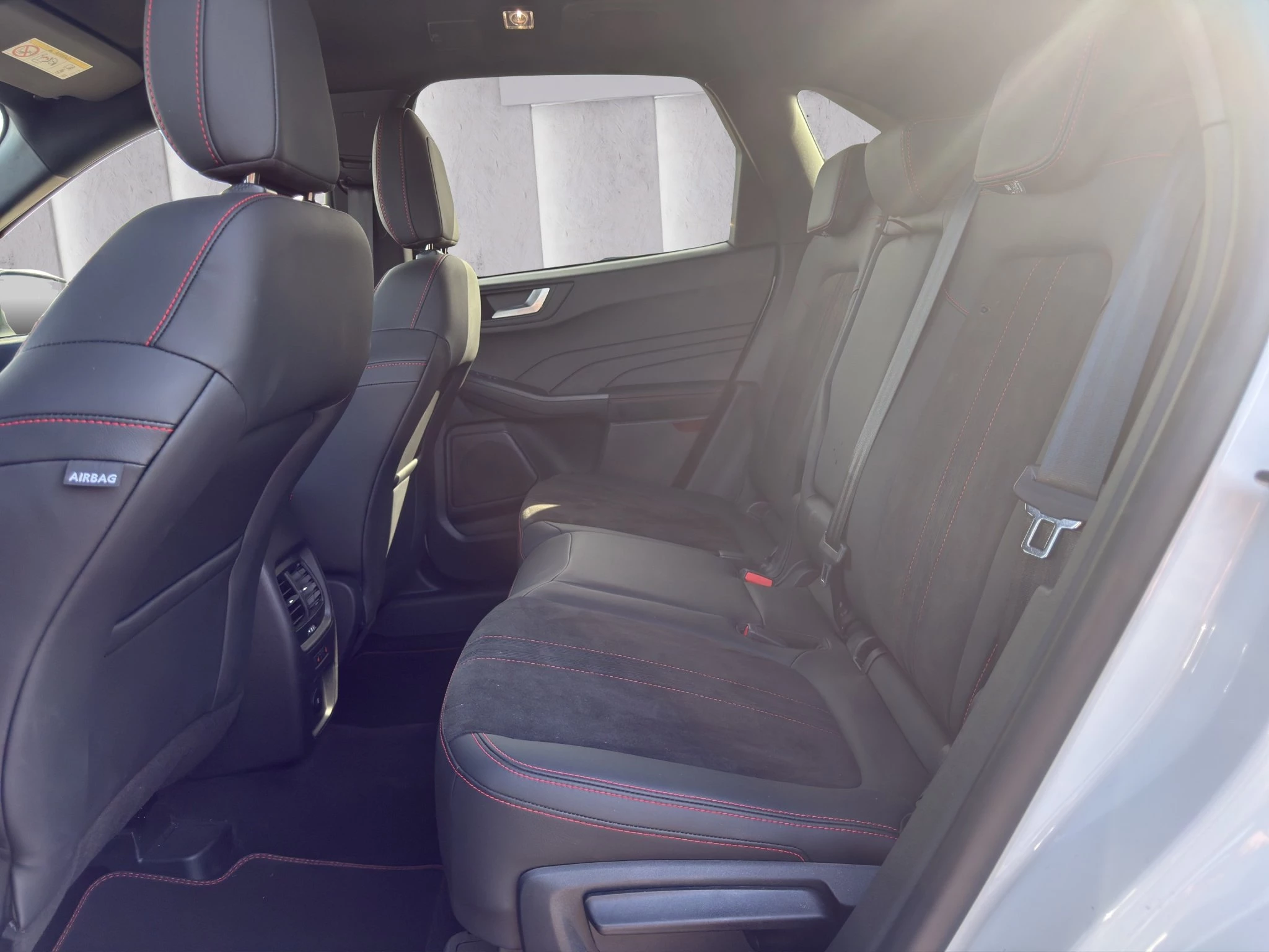 Ford Kuga ST-Line X Aut.*AHK*360GRAD*LED-MATRIX*NAVI*GRA*WINTER-PKT.