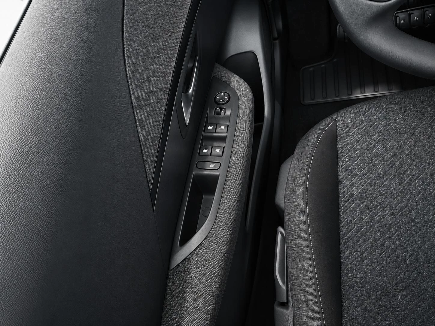 Peugeot-208-image-15