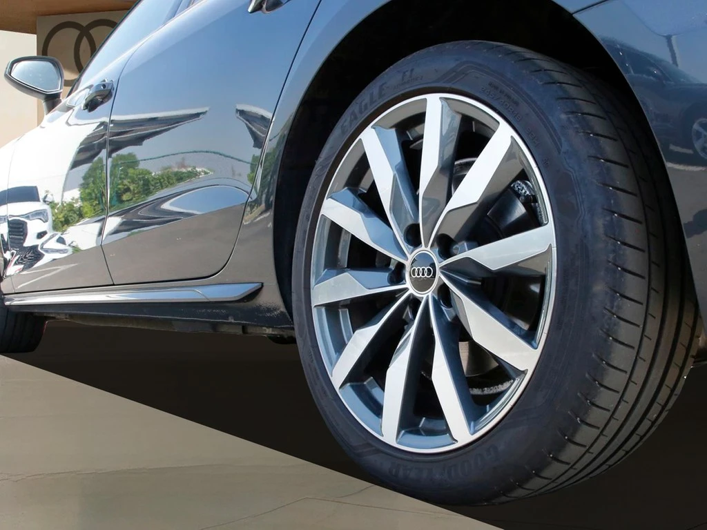 Audi-A4-image-6