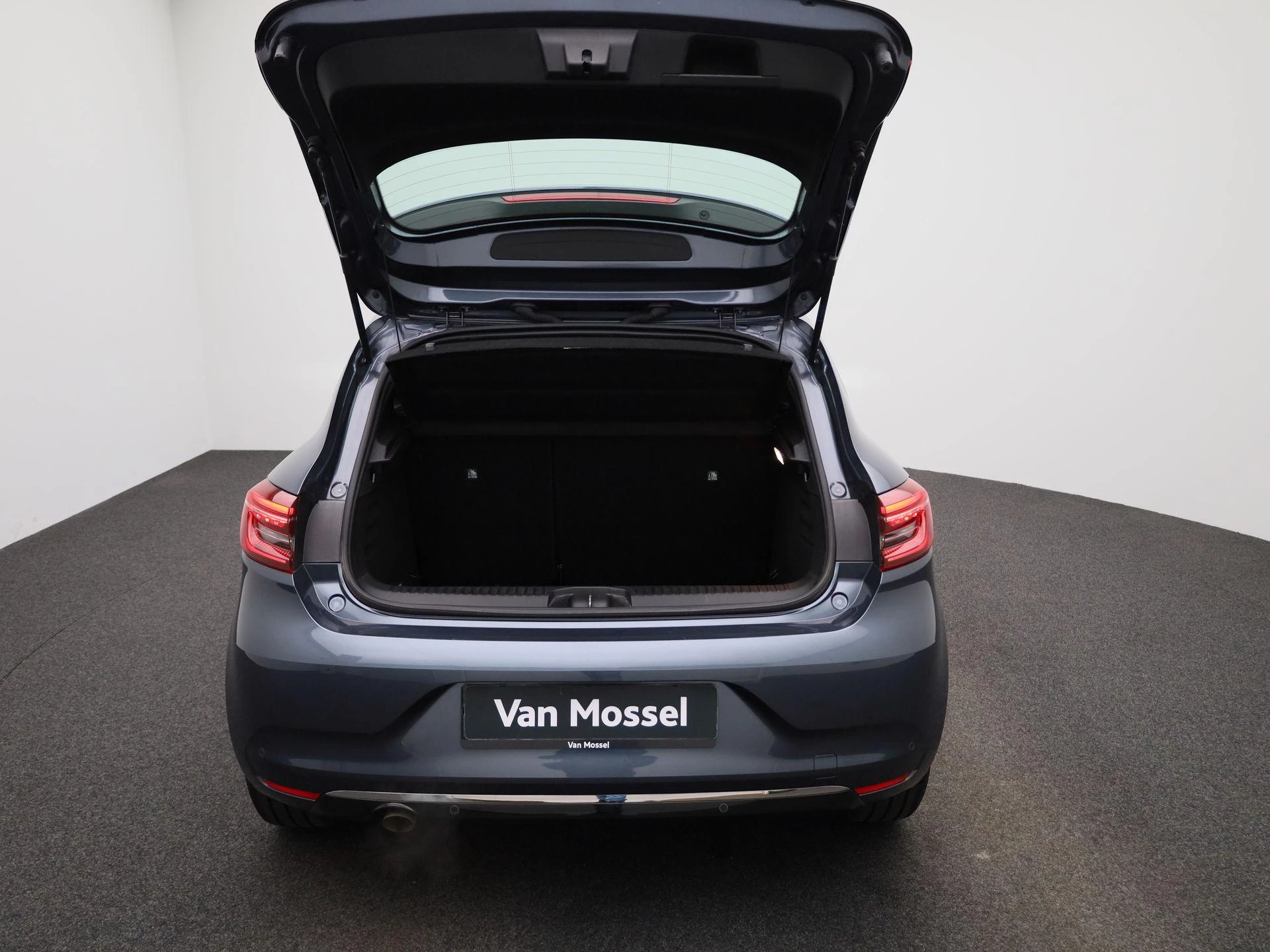 Renault-Clio-image-10