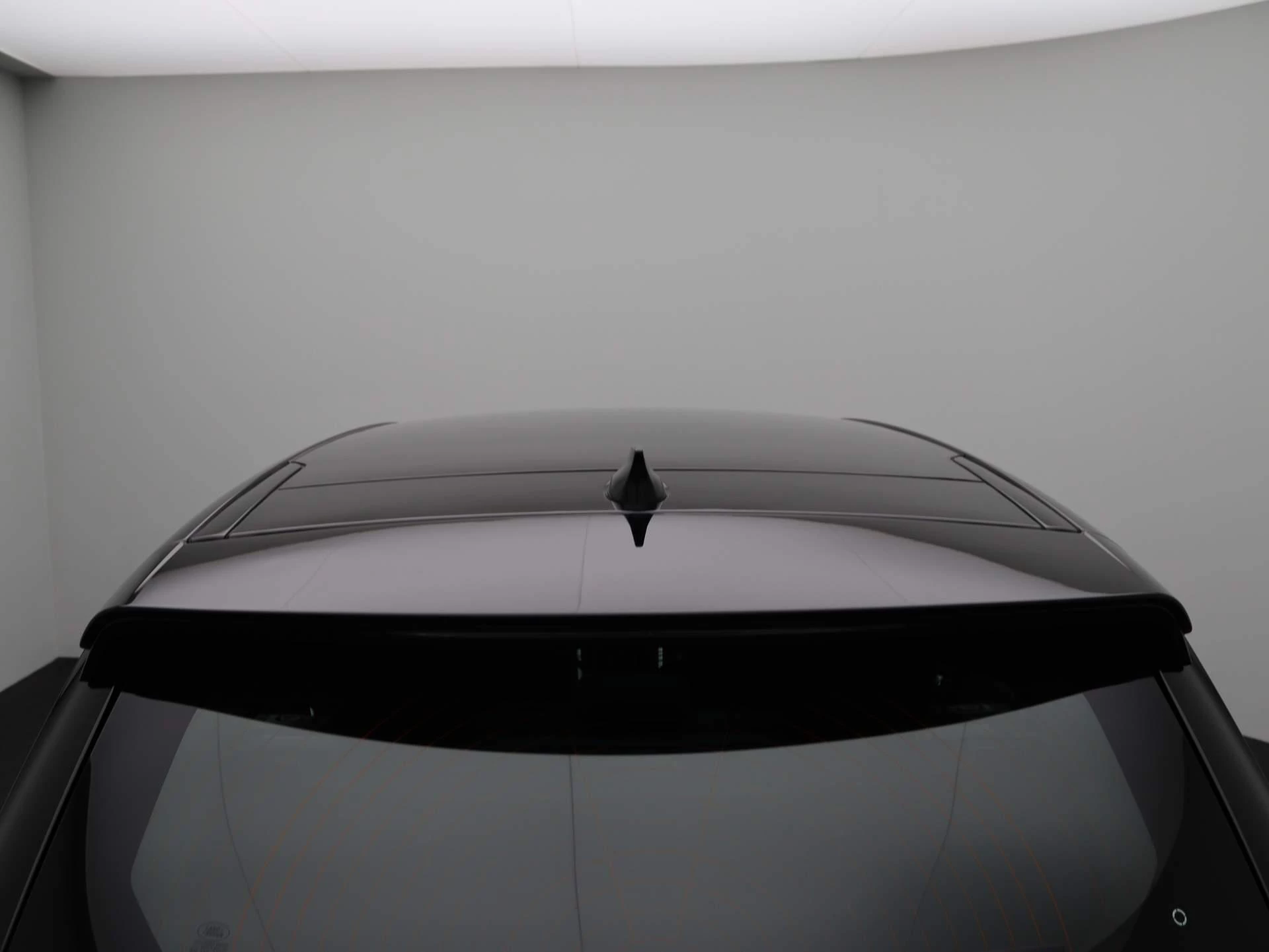 Land Rover-Discovery Sport-image-40