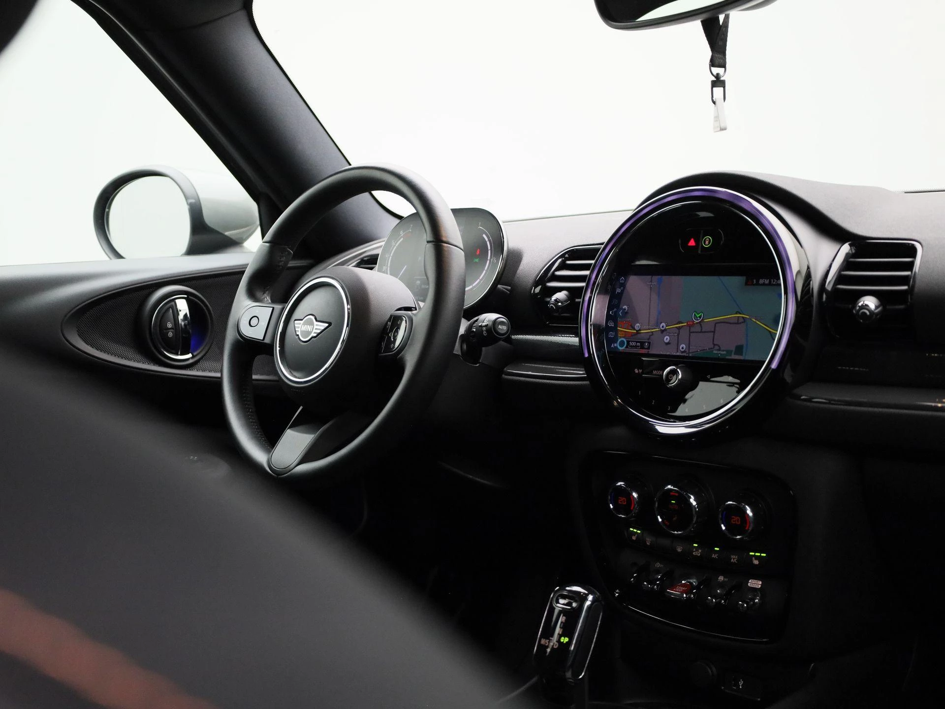 MINI Clubman Cooper (100 kW)