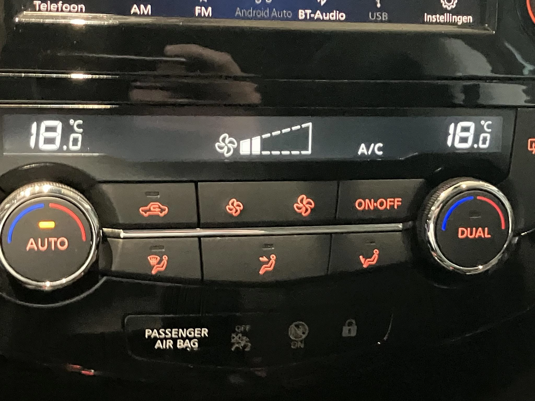 Nissan QASHQAI DIG-T 140 EVAPO Urban Edition