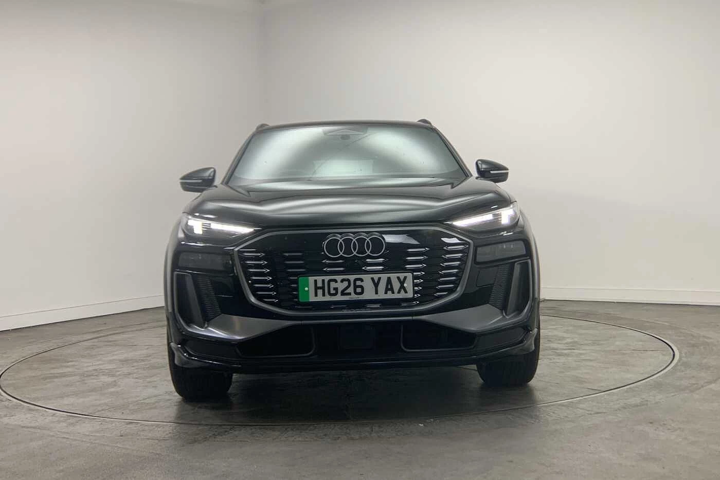 Audi-Q6 e-tron-image-6