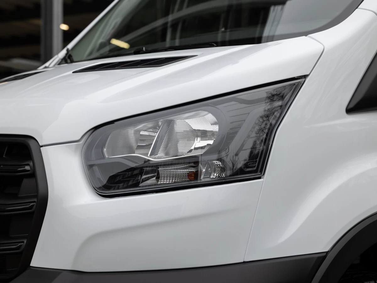 Ford-Transit-image-3
