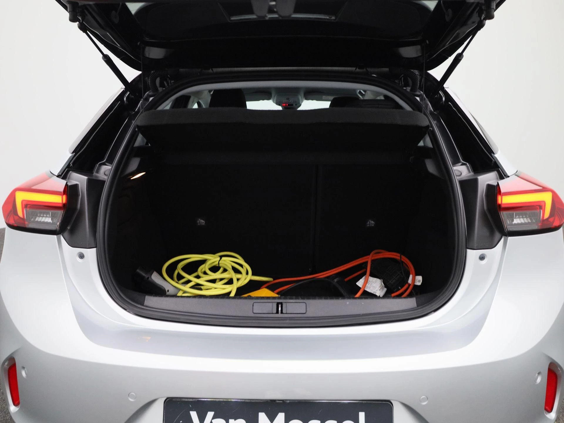 Opel-Corsa-e-image-12