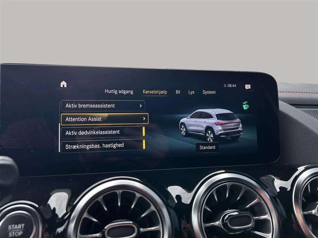 Mercedes-Benz-EQA-image-19