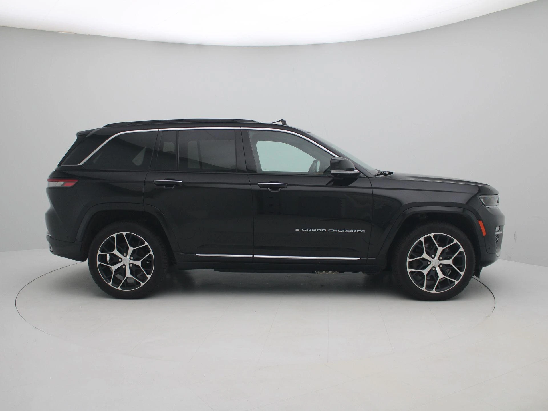 Jeep-Grand Cherokee-image-5