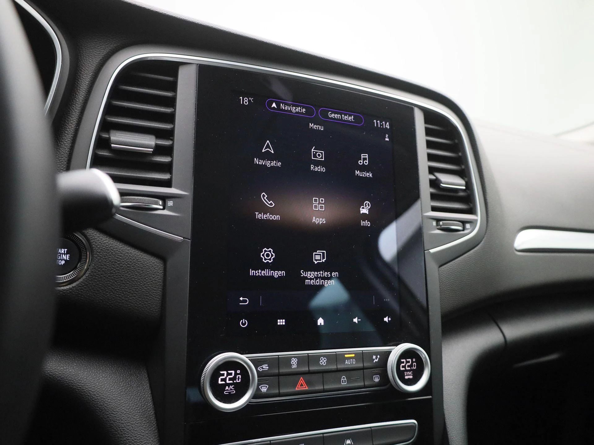 Renault-Mégane Estate-image-24