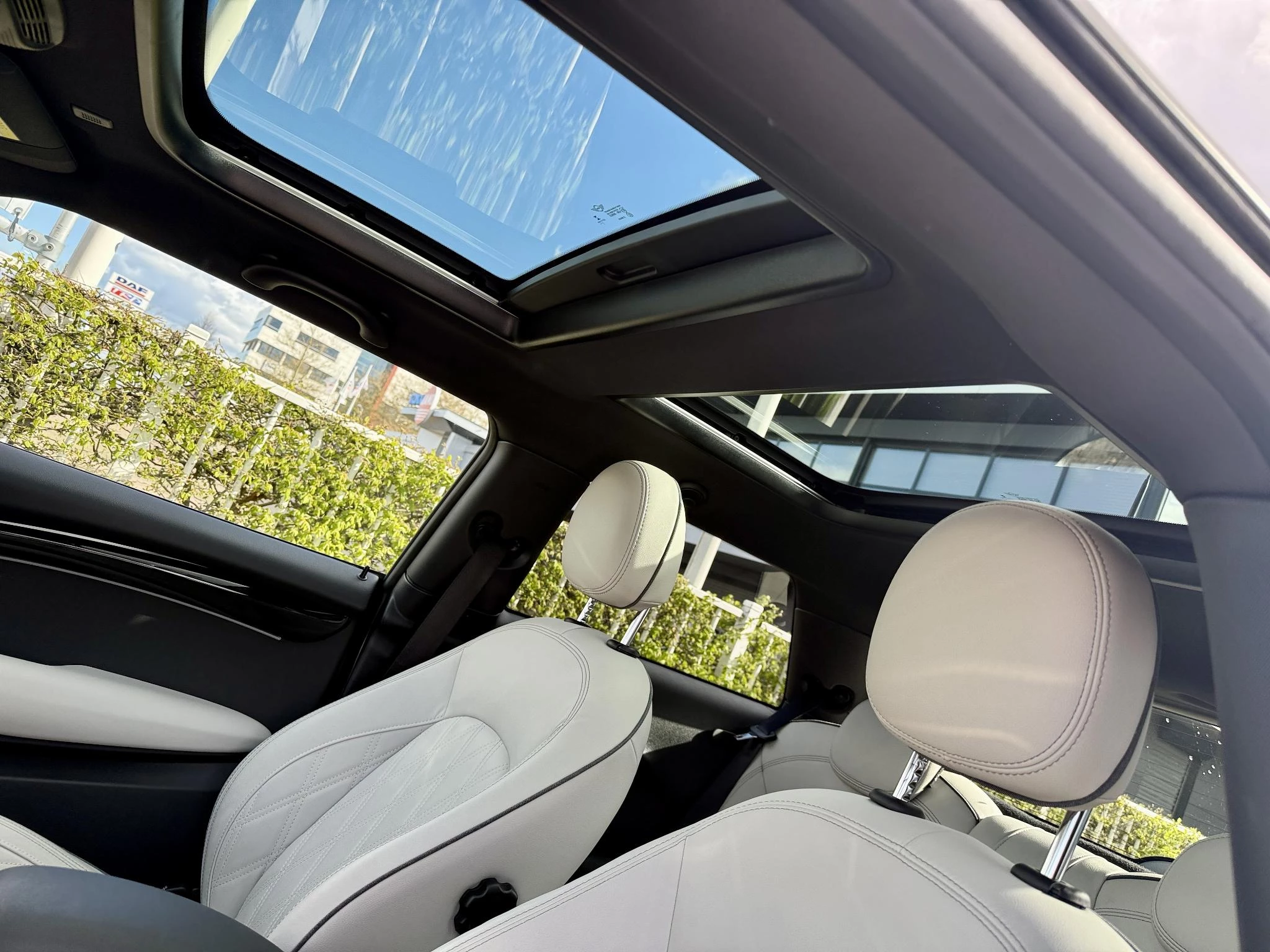 MINI-Cooper-image-12