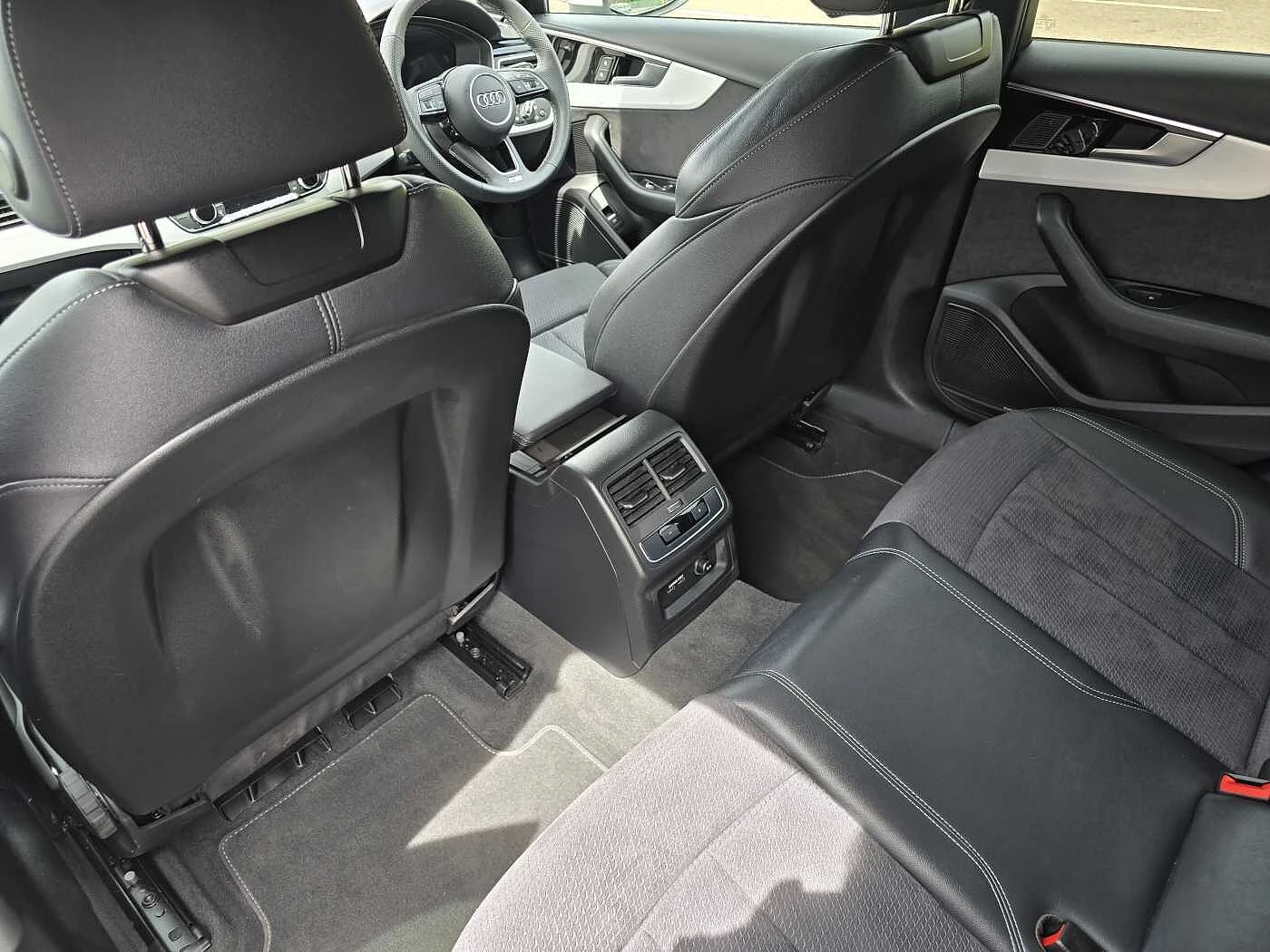 Audi-A4-image-44