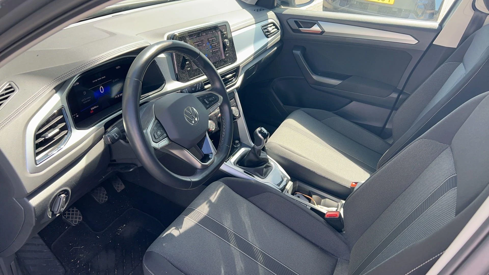 Volkswagen T-Roc 1.0 TSI Life | 110 PK |