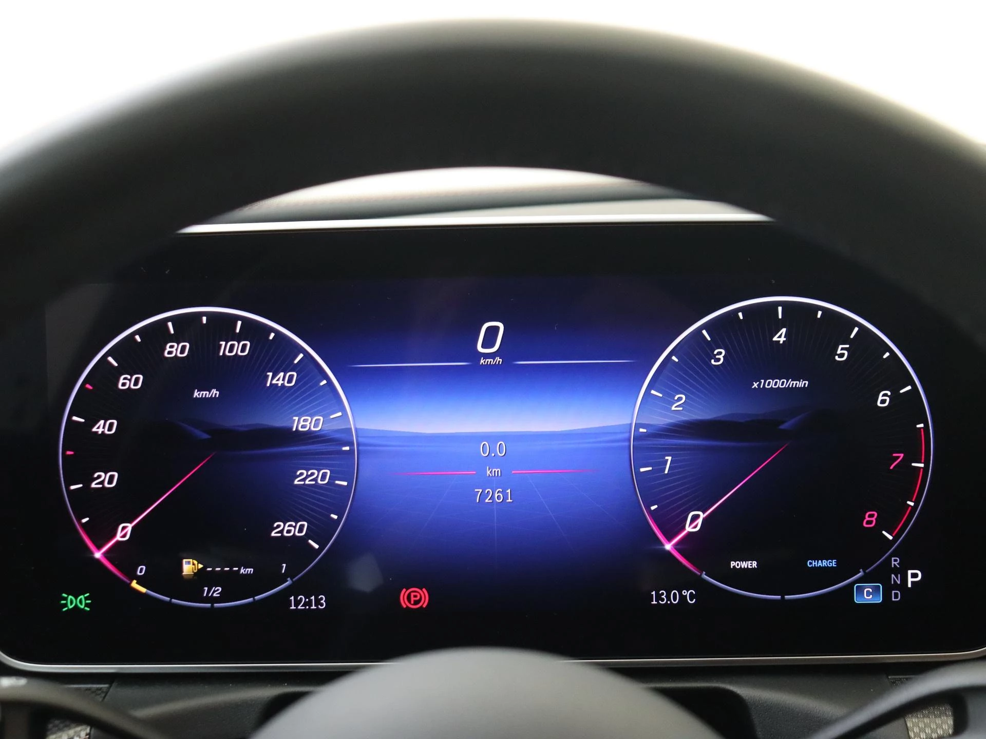 Mercedes-Benz-C-Klasse-image-14