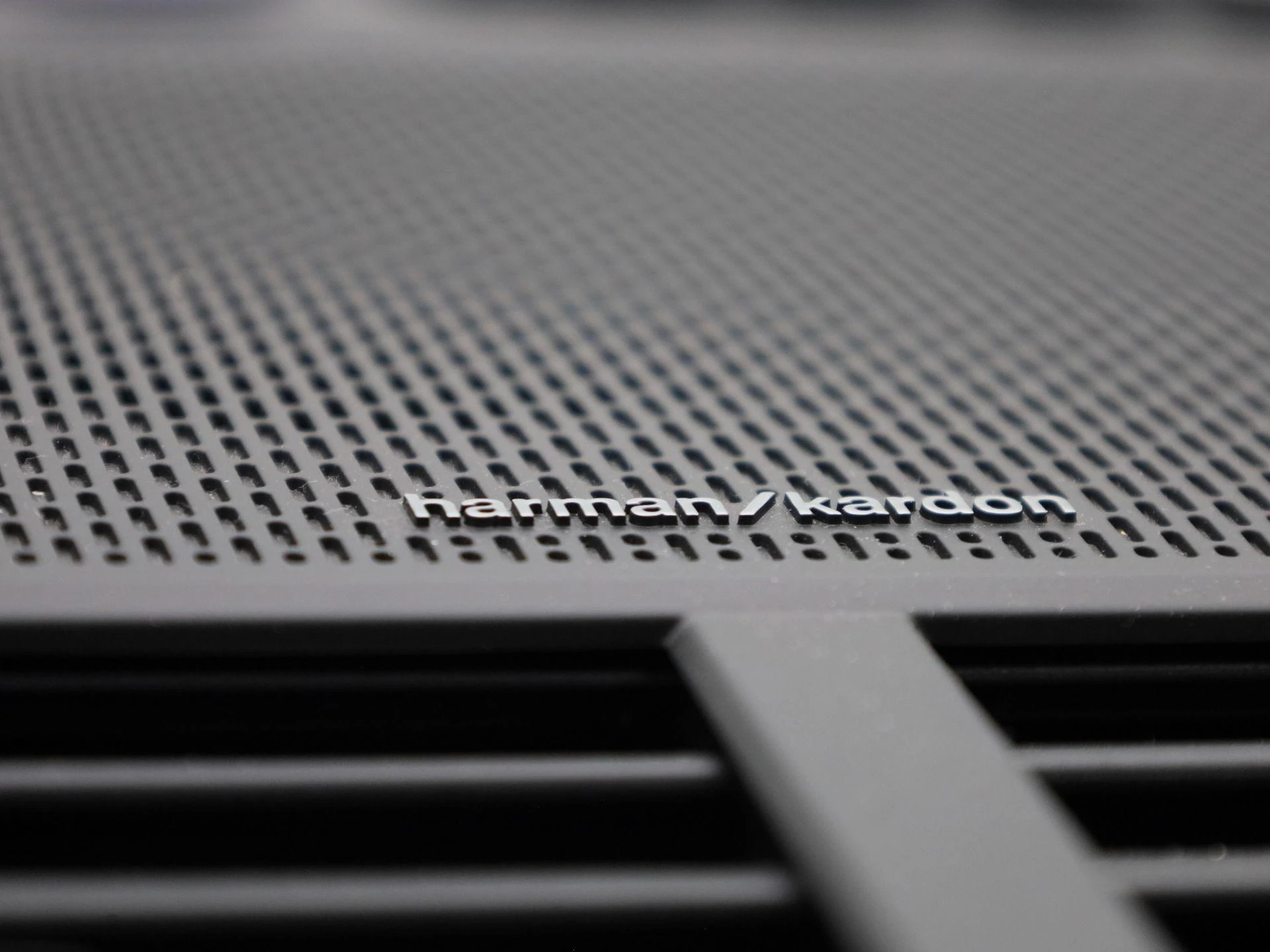 Polestar-2-image-28