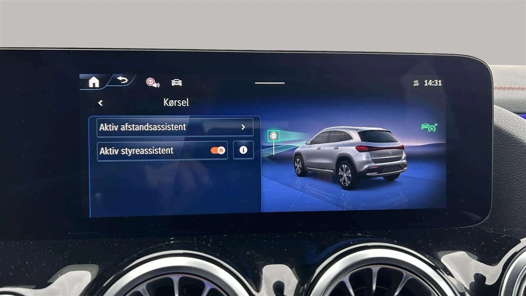 Mercedes-Benz-EQA-image-19