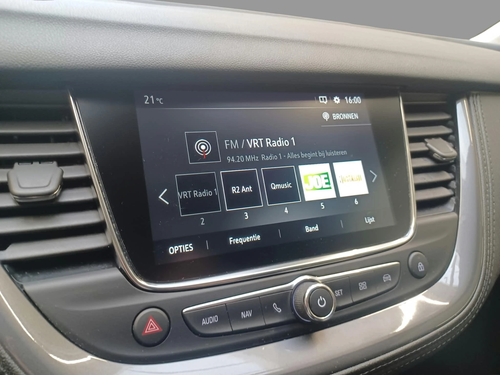 Opel-Grandland X-image-11