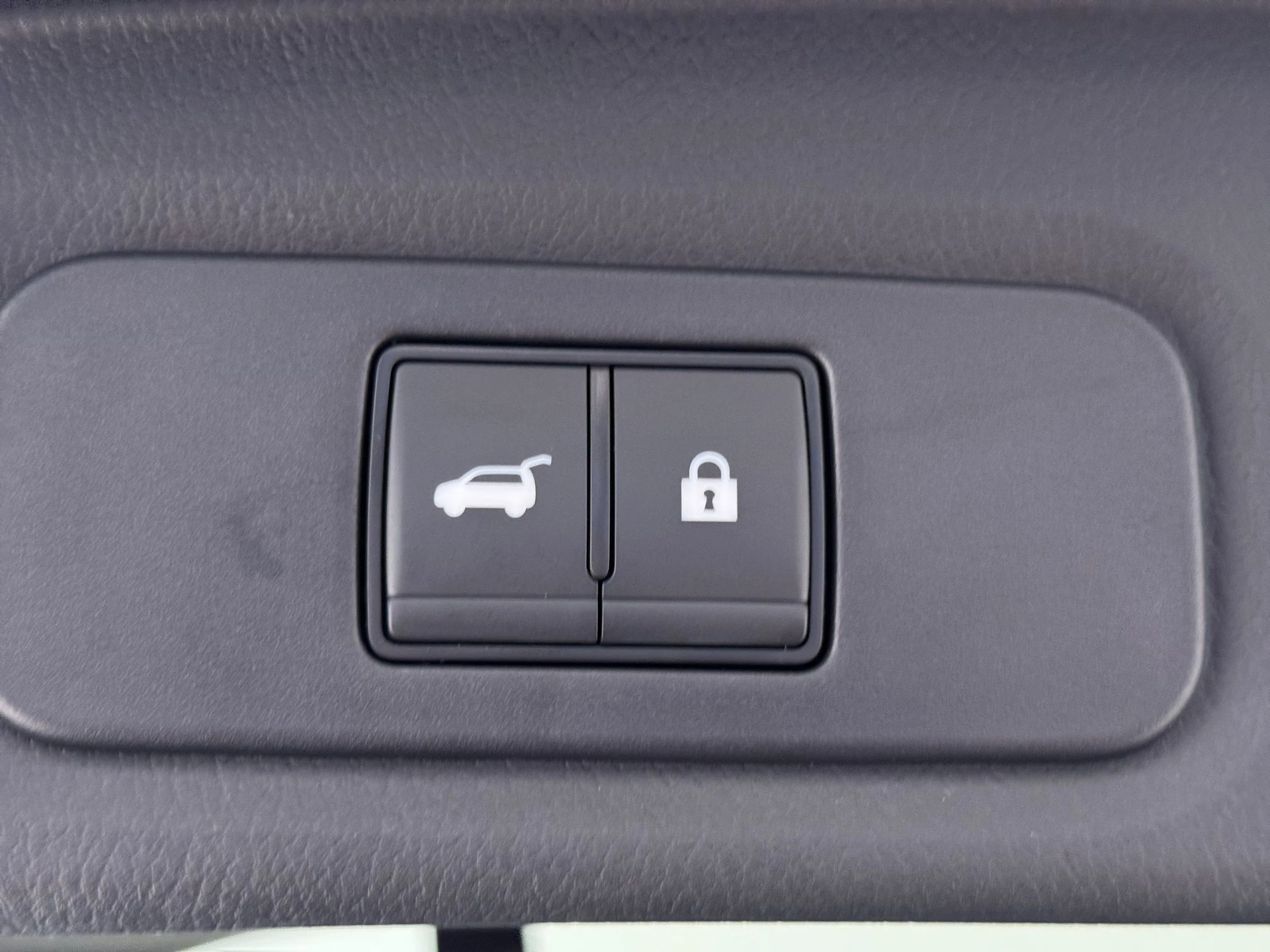 Nissan QASHQAI Mild-Hybrid 158 Xtronic N-Connecta + Cold Pack + Easy Pack