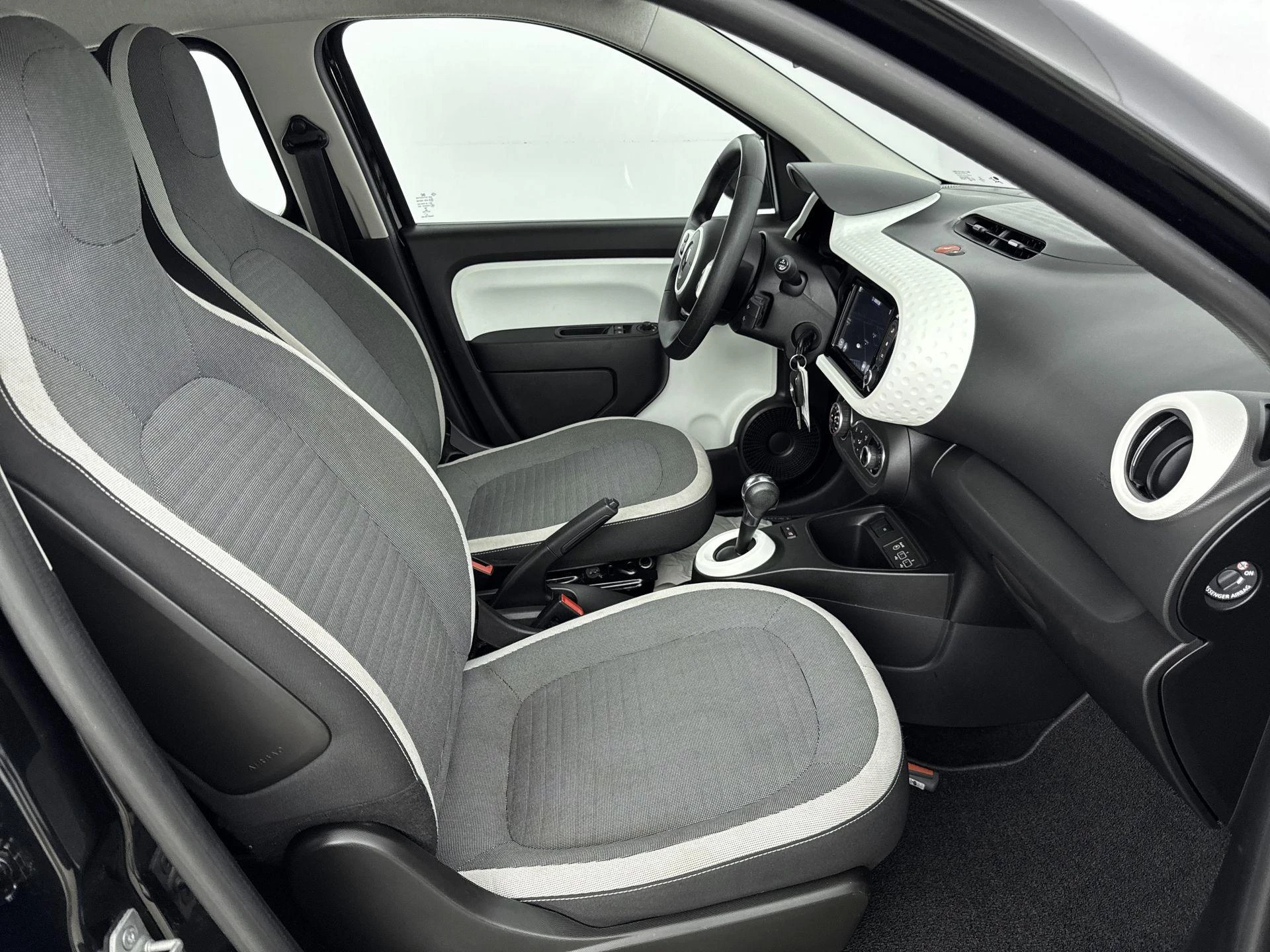 Renault-Twingo-image-27