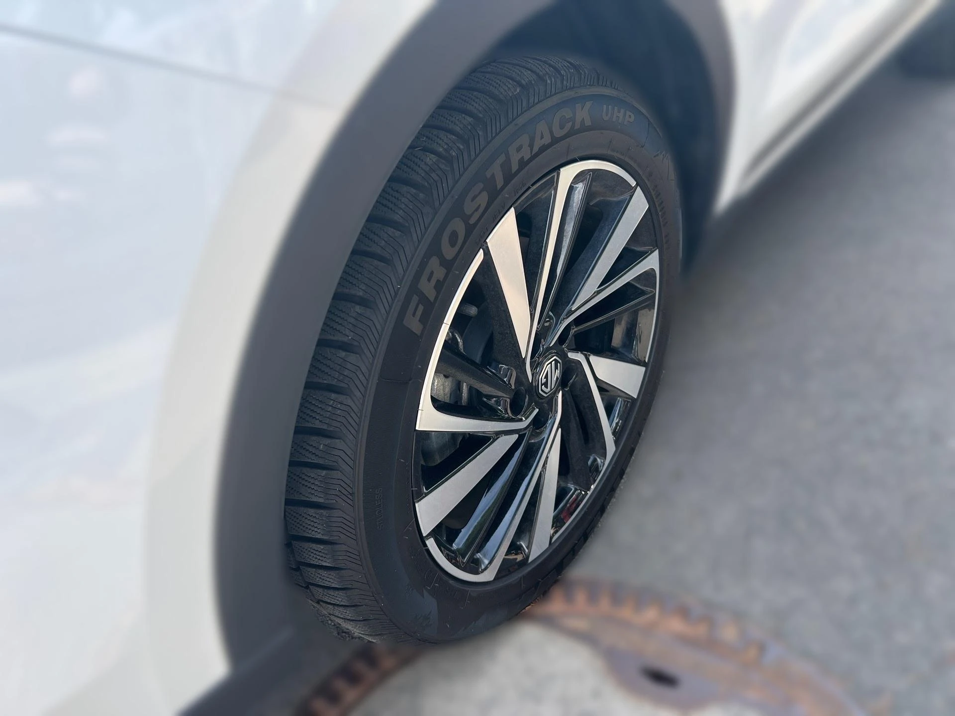 MG ZS Hybrid+ Luxury