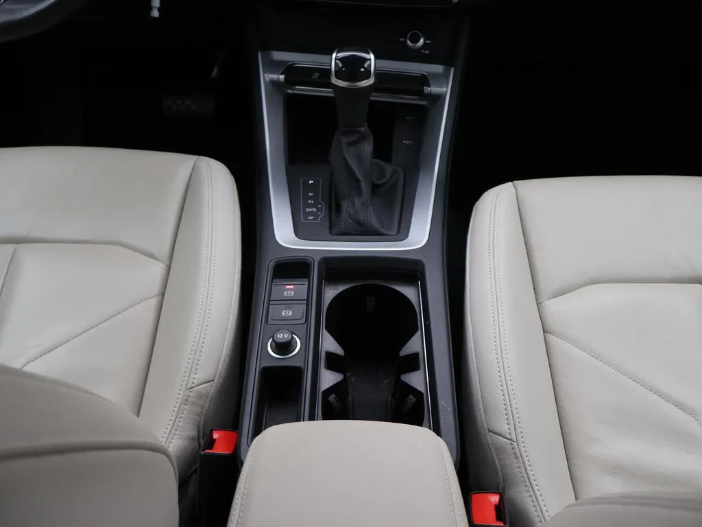 Audi-Q3-image-13
