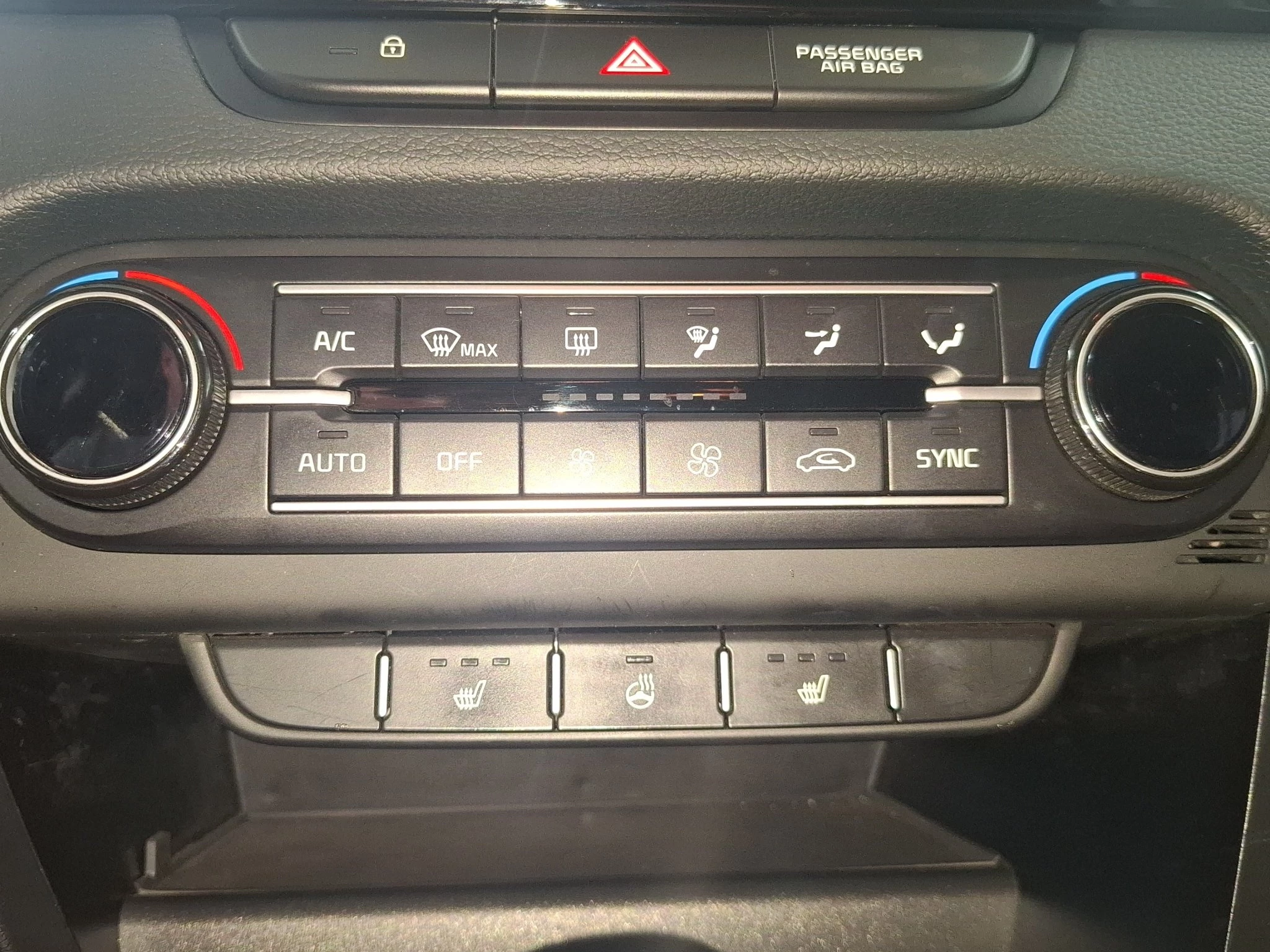 Kia Ceed Kombi*1.5 T-GDI*Spirit*SHZ*LRHZ*NAVI*JBL*RFK*PDC*AHK