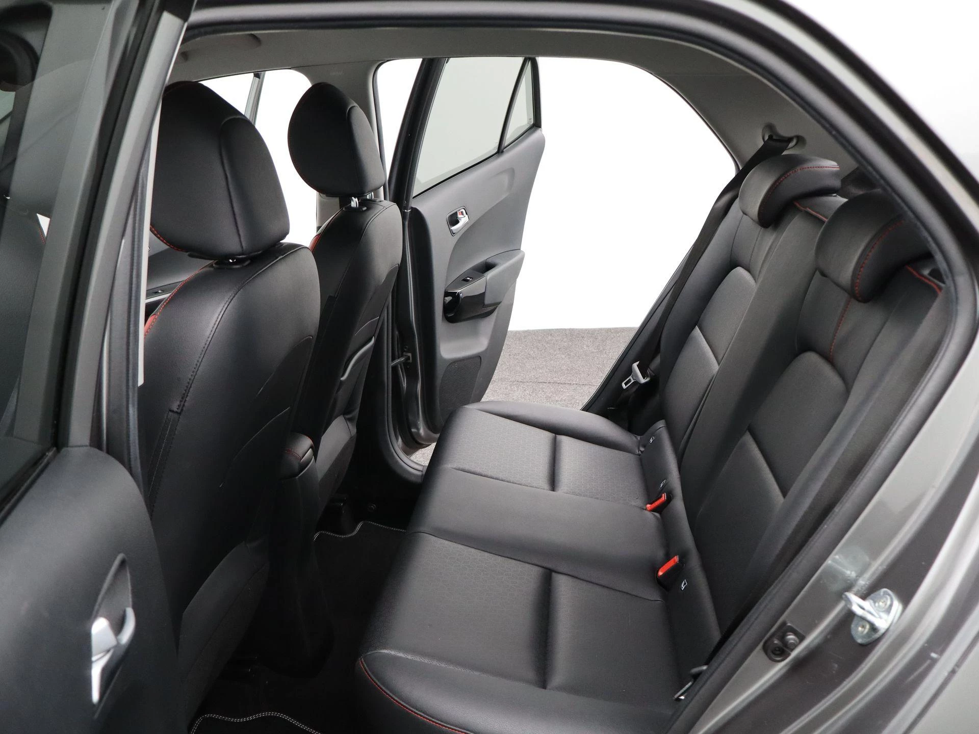 Kia-Picanto-image-11