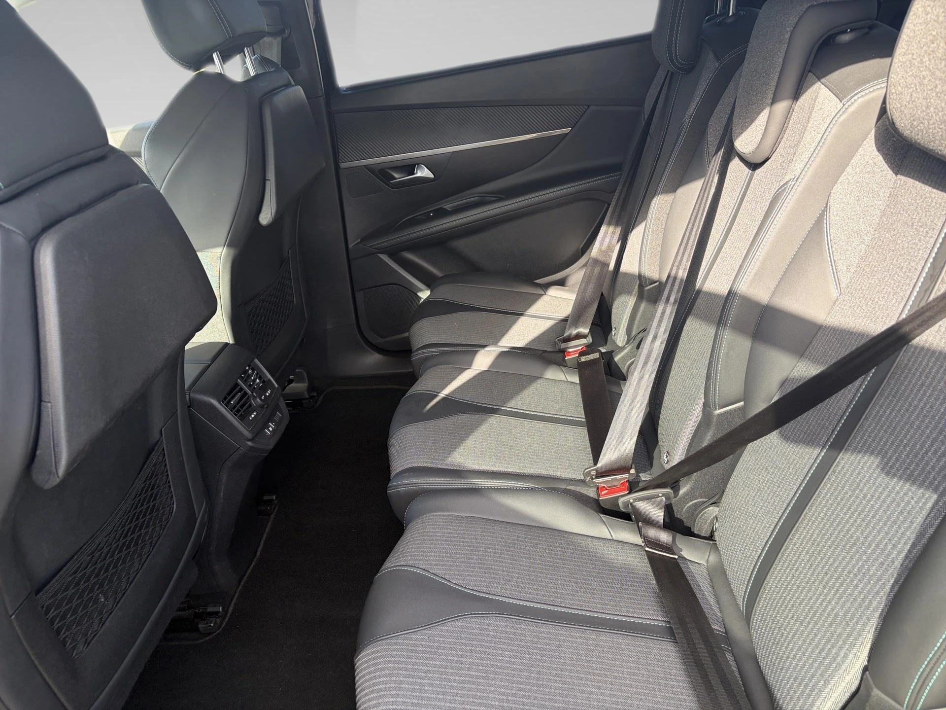 Peugeot-5008-image-10