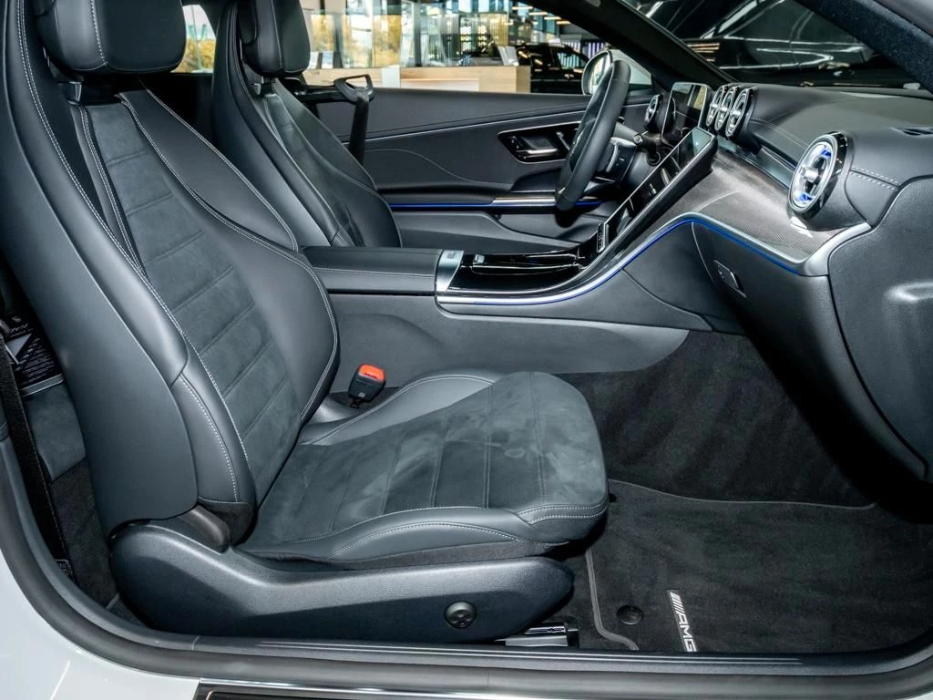 Mercedes-Benz-CLE 220 d-image-11