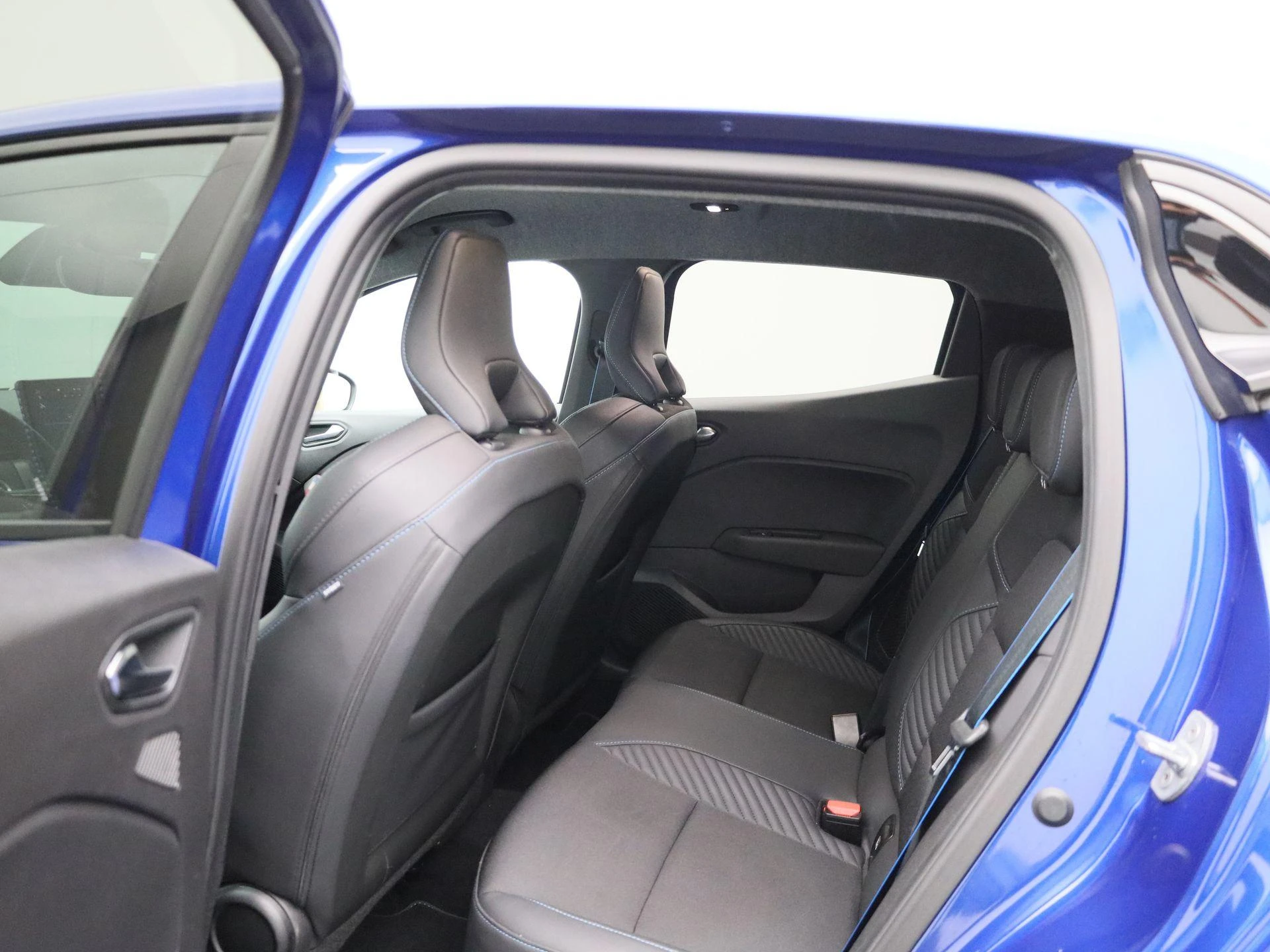 Renault-Clio-image-9