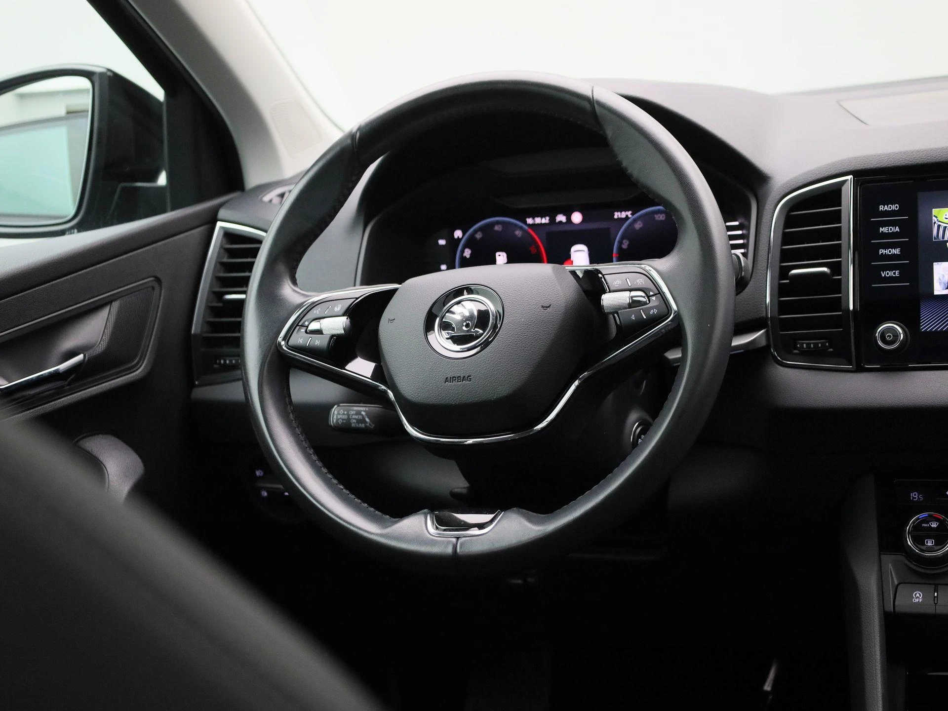 Škoda-Karoq-image-8