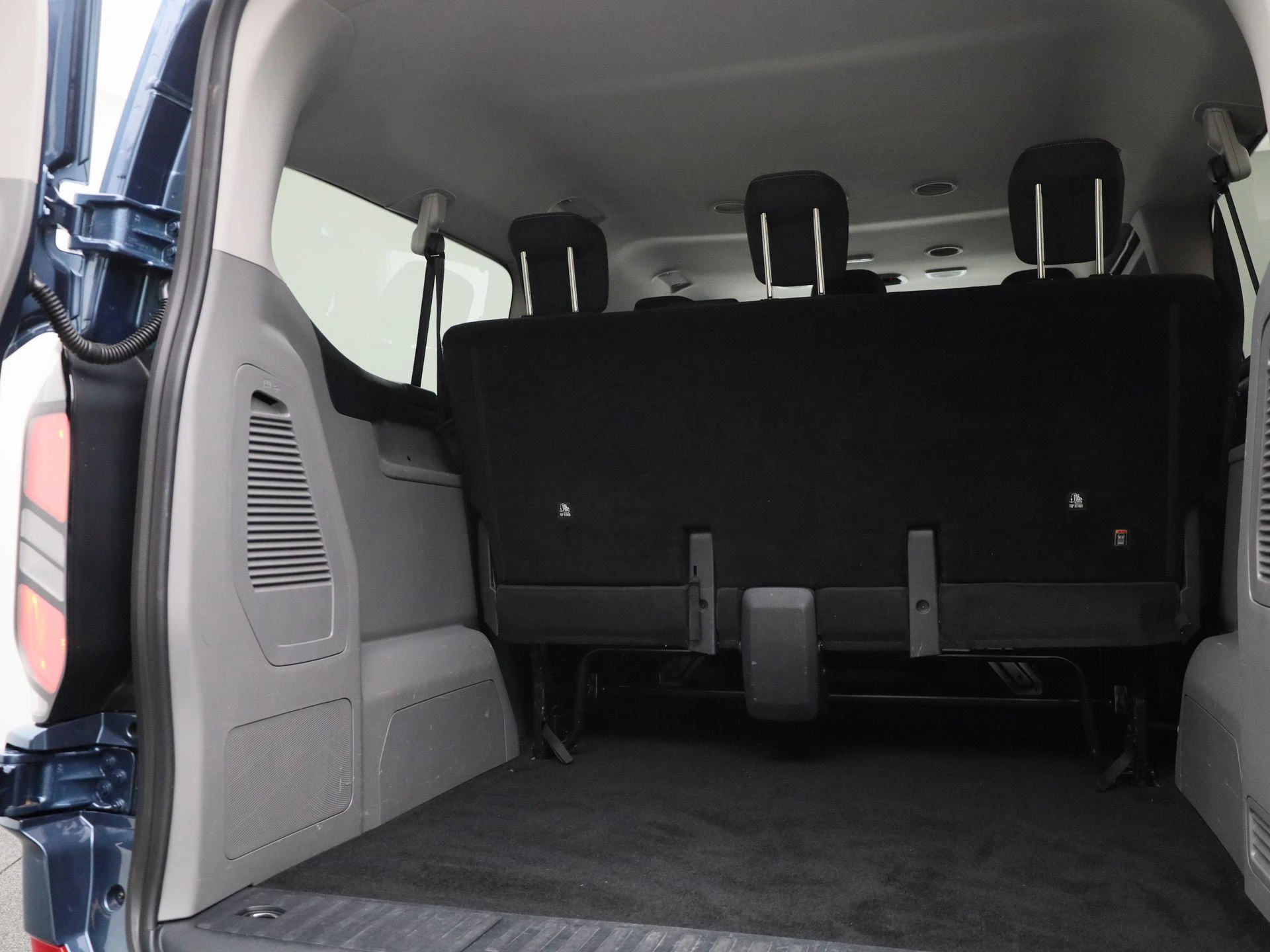 Ford-Transit Custom-image-14