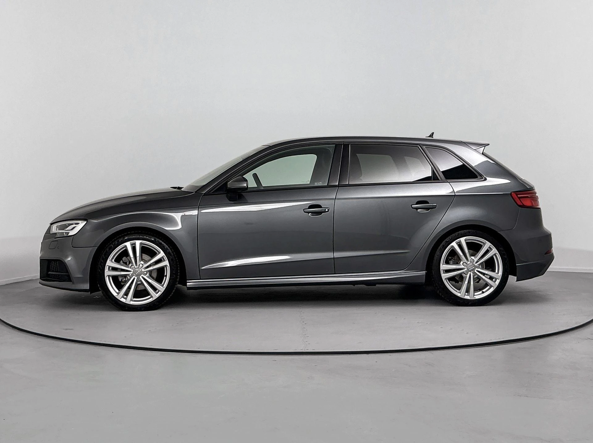 Audi A3 Sportback 35 TFSI CoD Sport S Line Edition