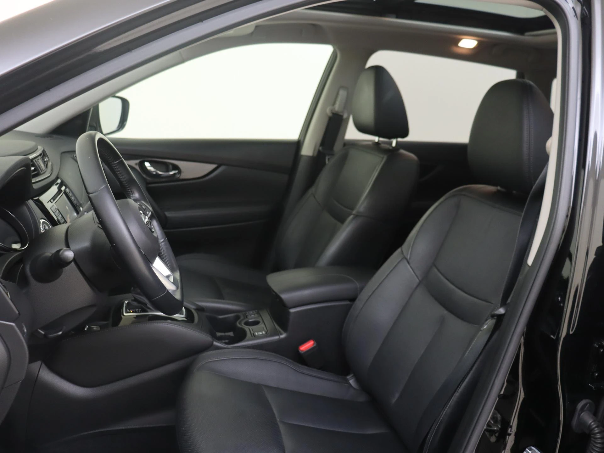 Nissan-X-Trail-image-14