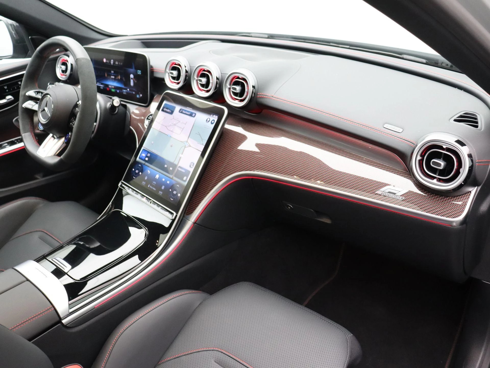 Mercedes-Benz-C-Klasse-image-23