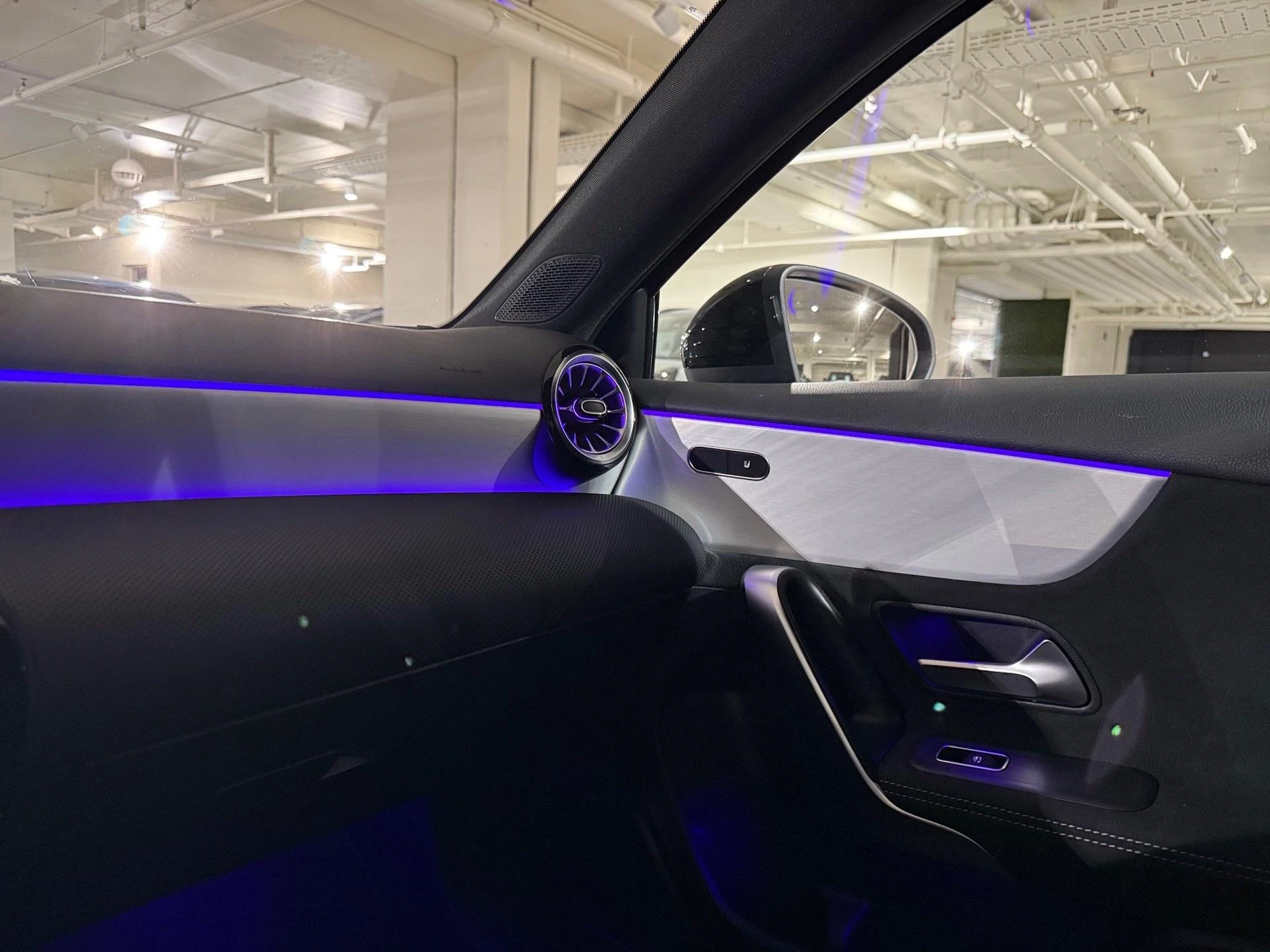 Mercedes-Benz-Classe A-image-8