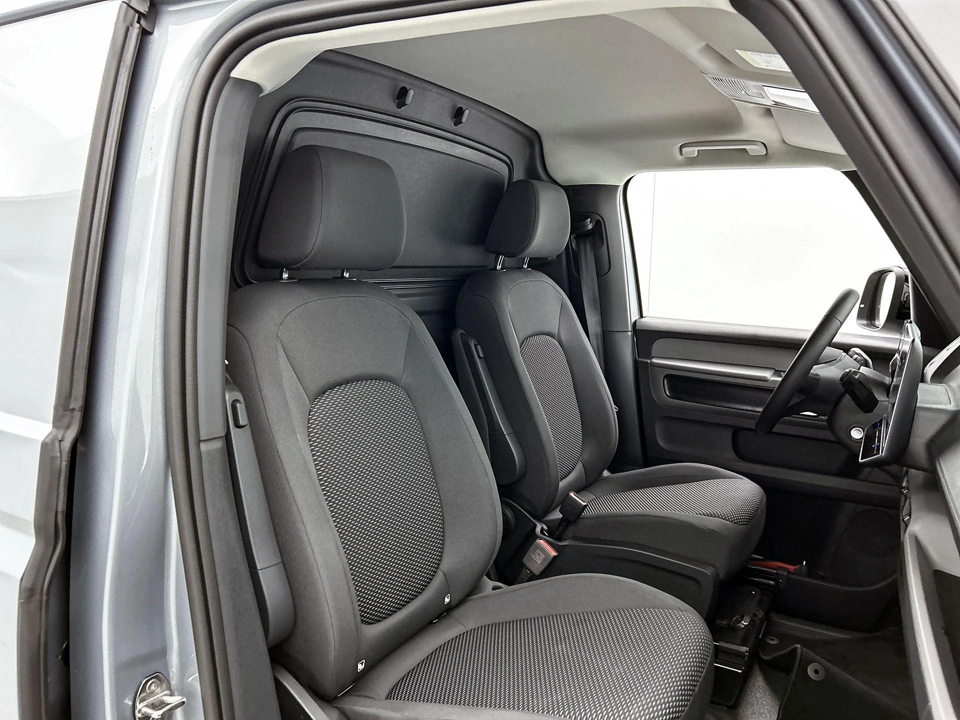 Volkswagen-ID. Buzz Cargo-image-36