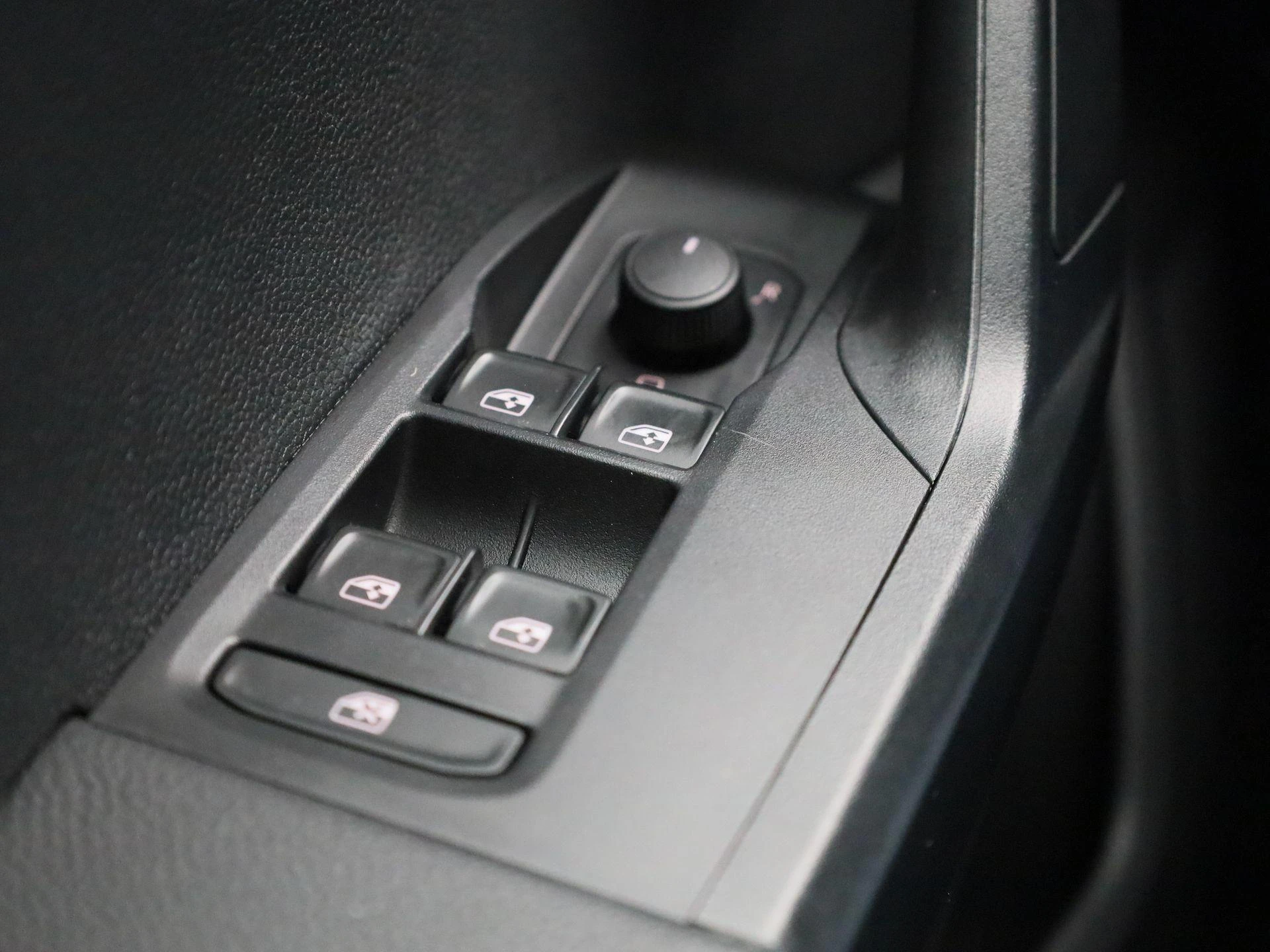 SEAT-Ibiza-image-27
