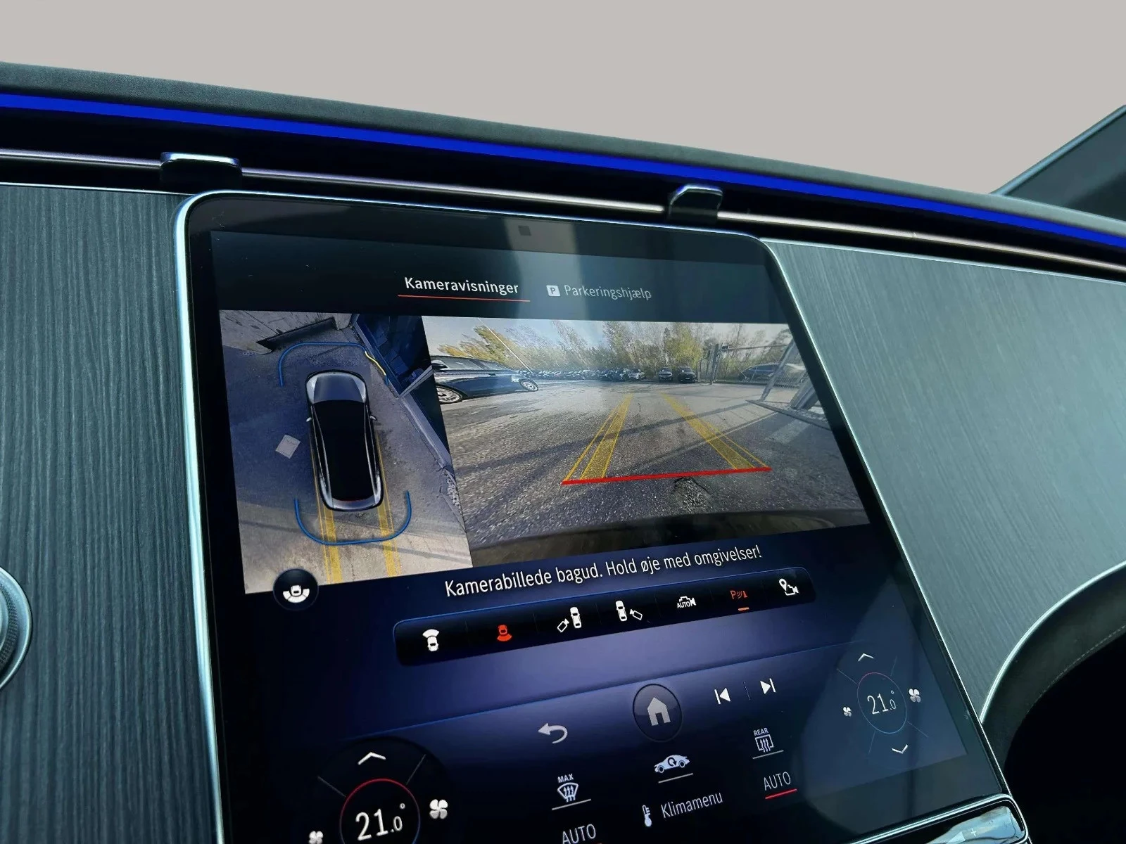 Mercedes-Benz-EQE-image-20