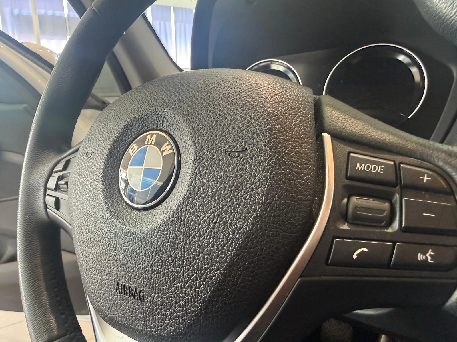 BMW-1 Serie-image-13