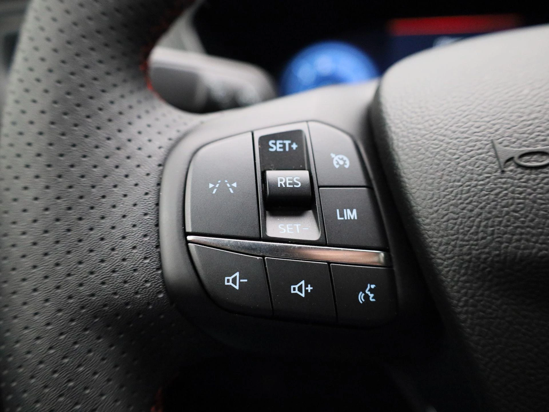 Ford-Kuga-image-21