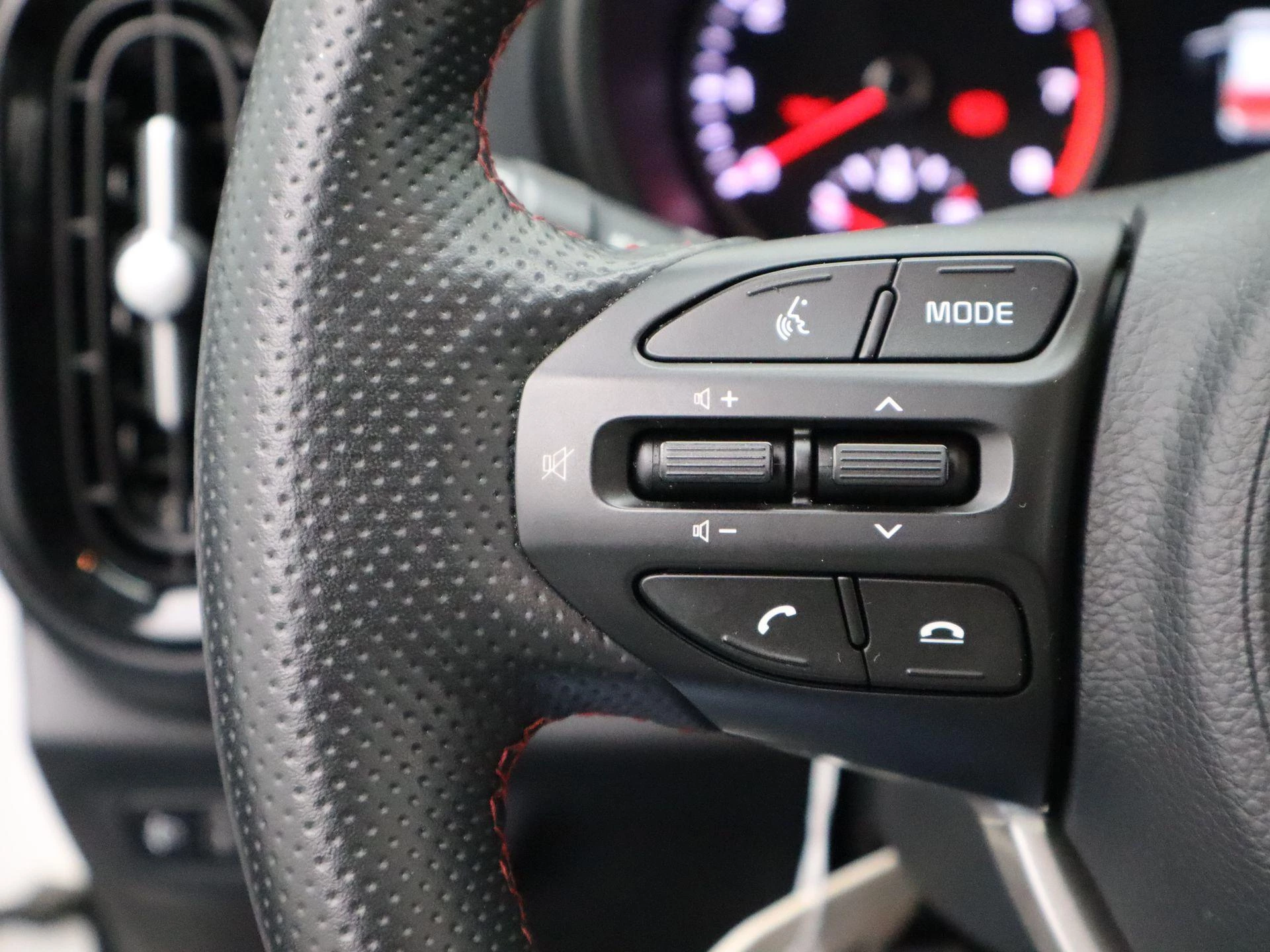 Kia-Picanto-image-24