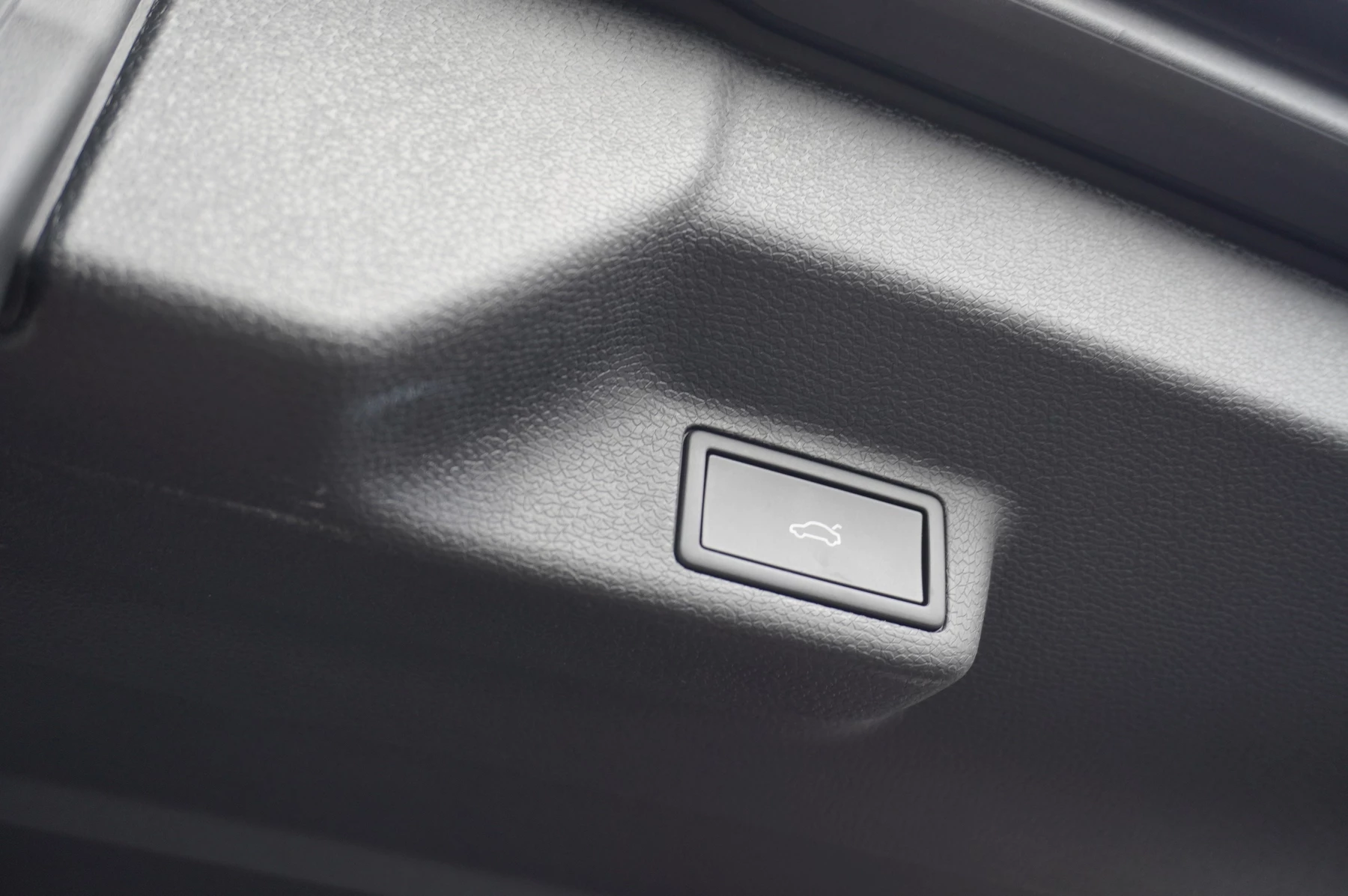 Volkswagen-ID. Buzz-image-48