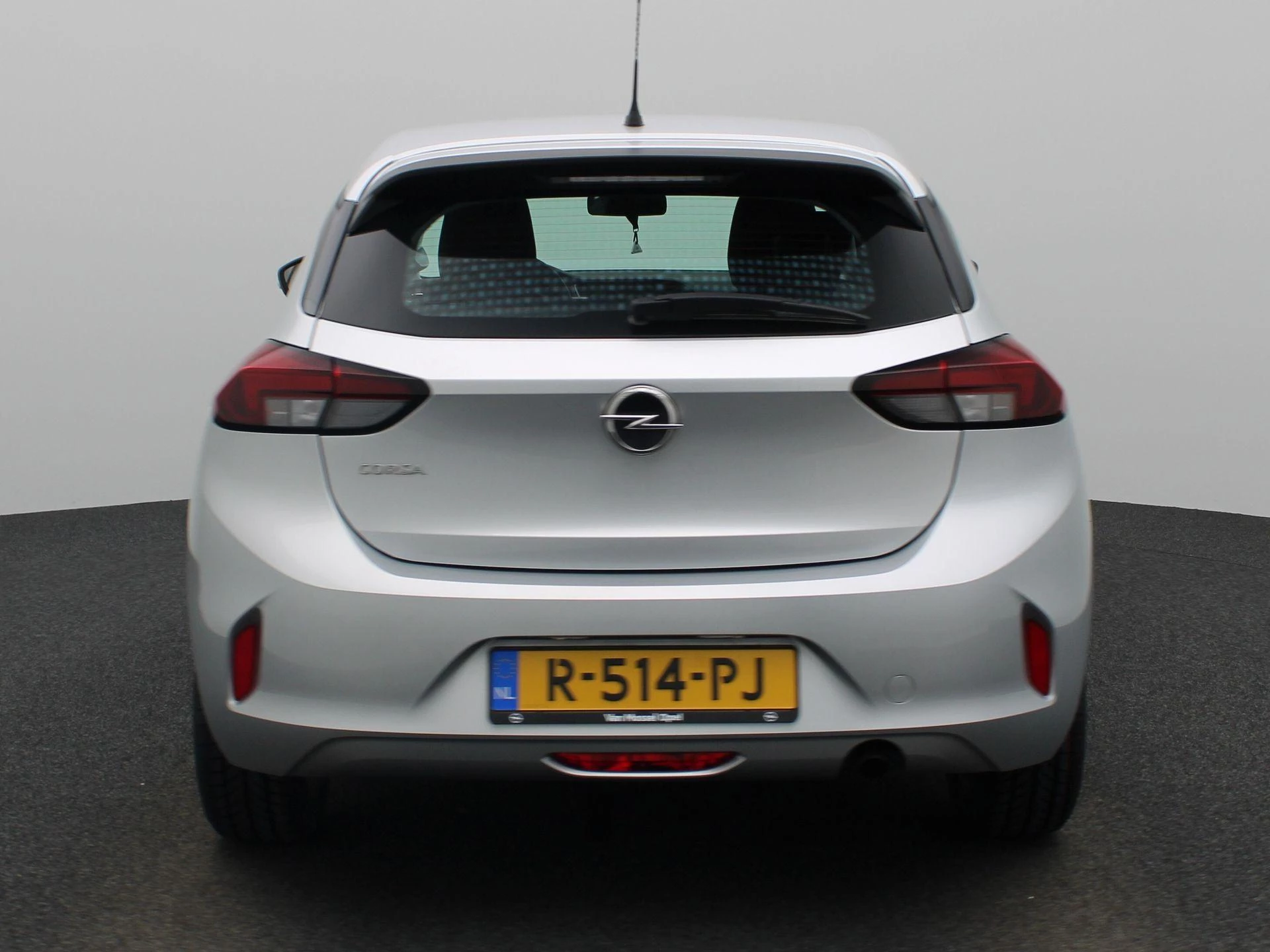 Opel-Corsa-image-4