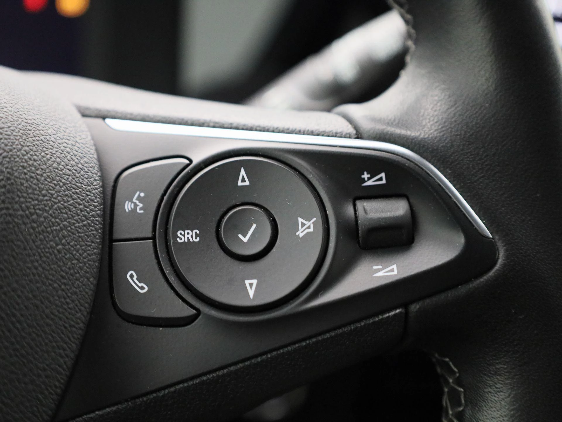 Opel-Mokka-e-image-25