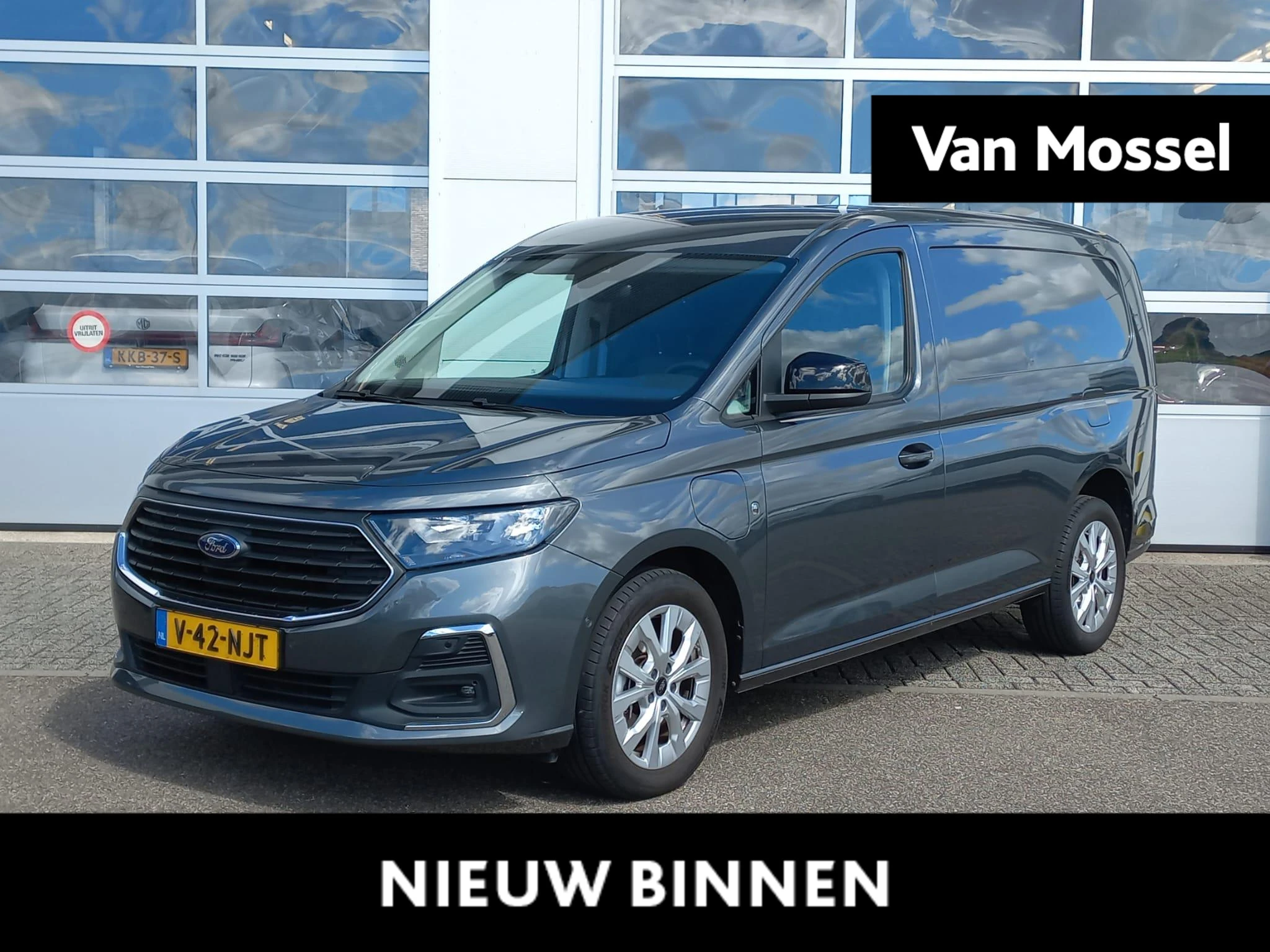Ford-Transit Connect-image-0