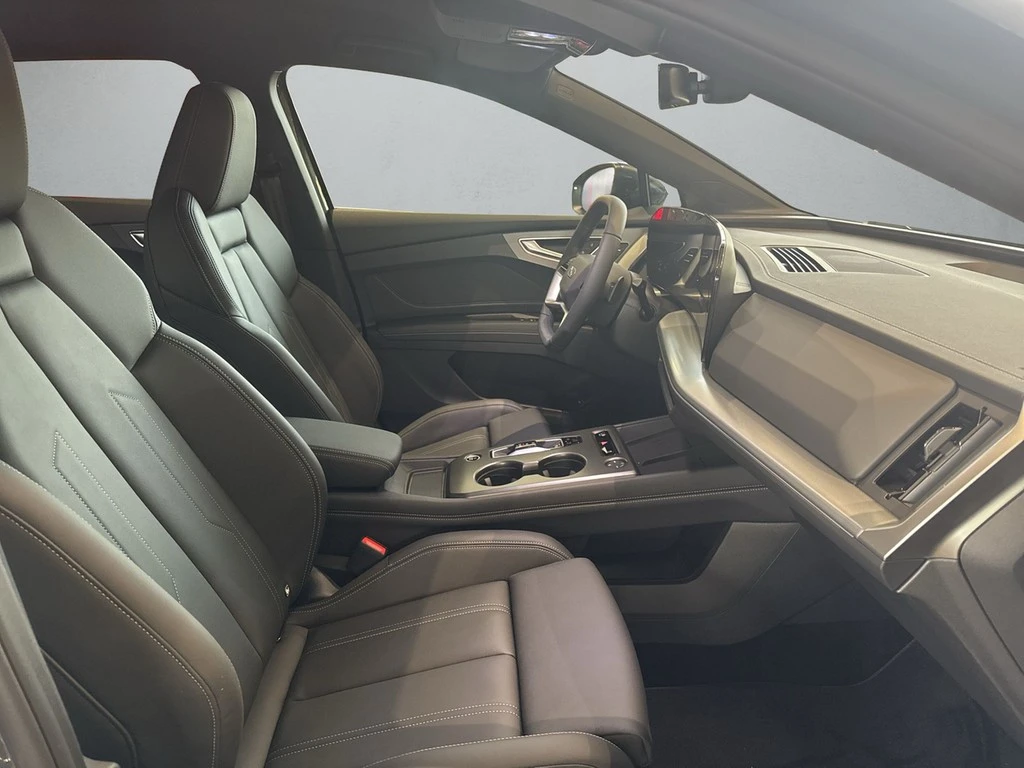 Audi-Q4 e-tron-image-12